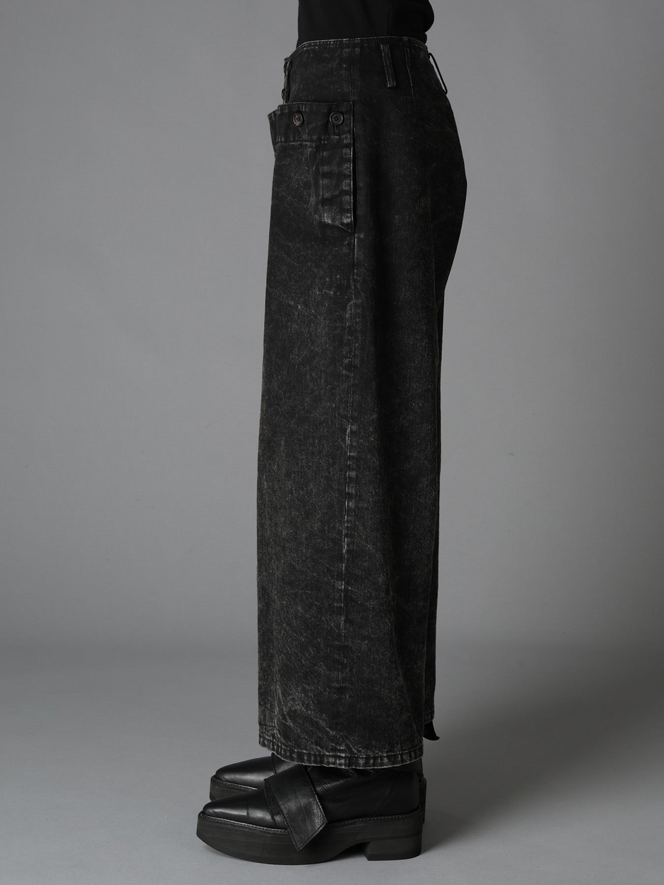 CHEMICAL BLEACHED DENIM SAILOR PANTS