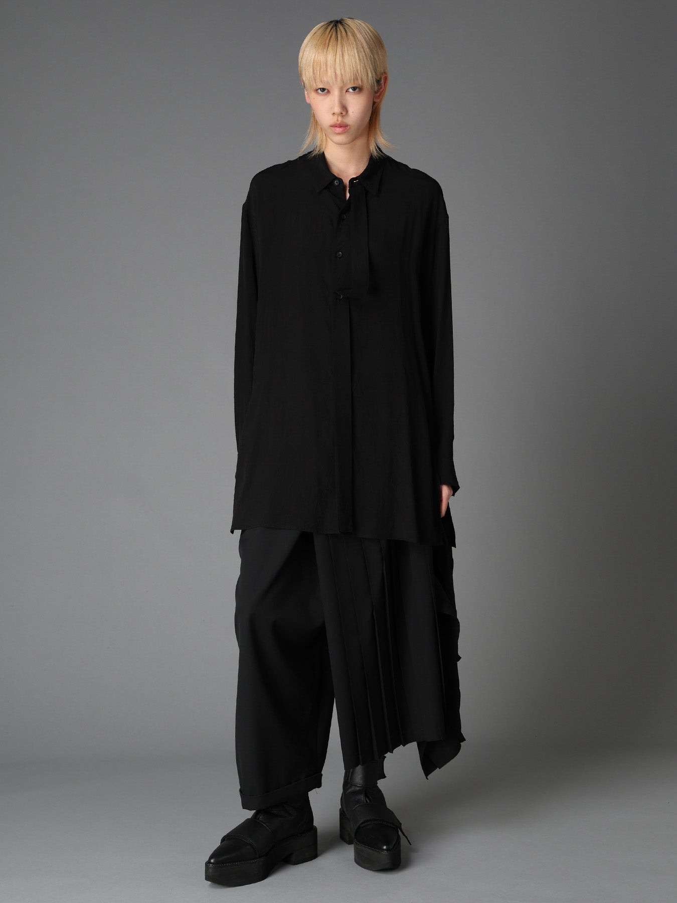 WOOL GABARDINE  PLEATED DETAIL SKORT