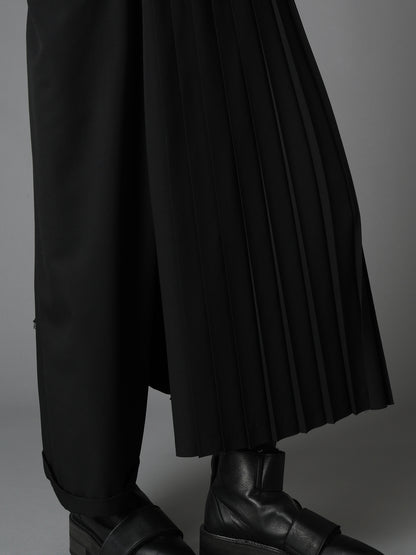 WOOL GABARDINE  PLEATED DETAIL SKORT