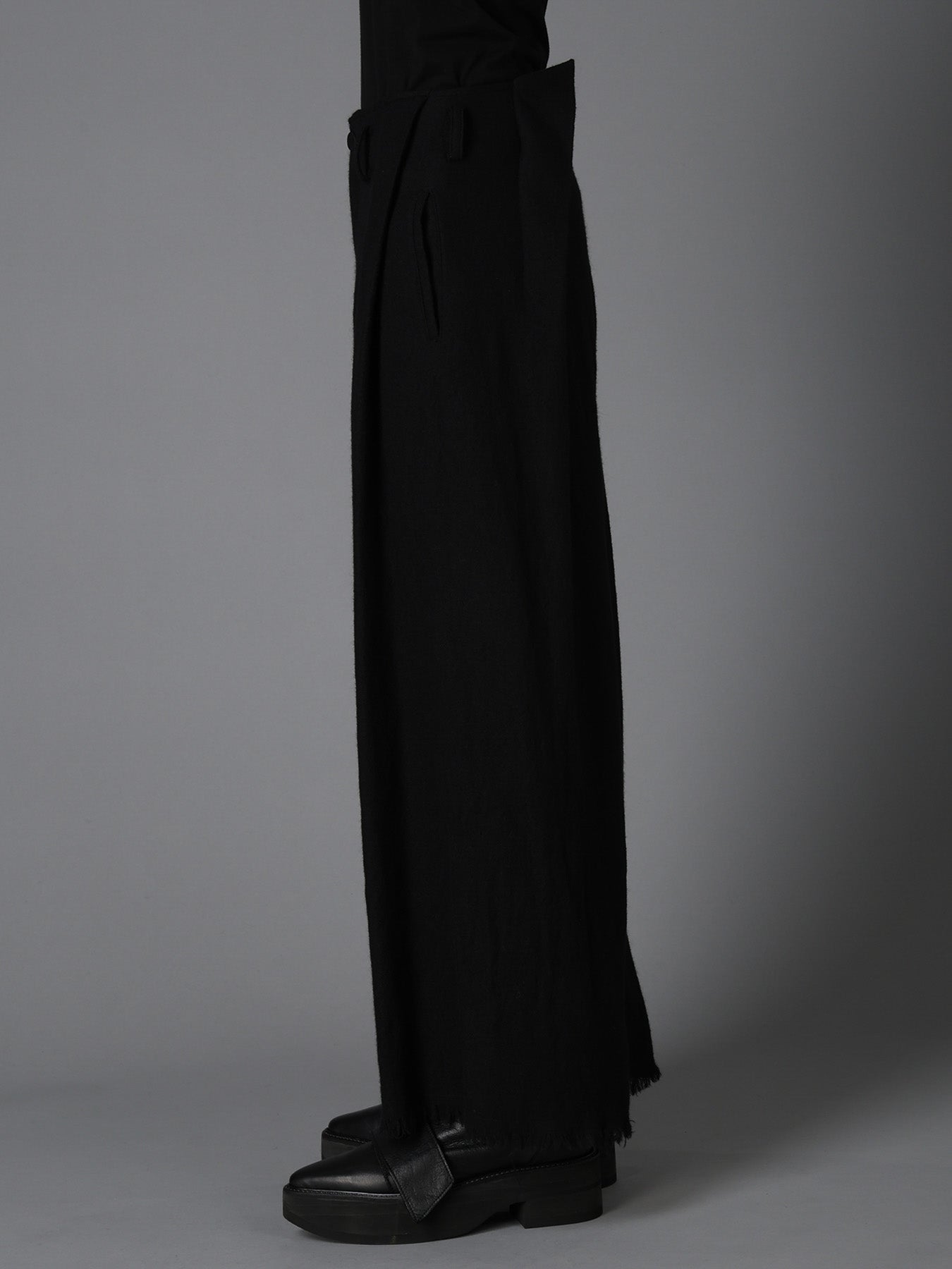 HERRINGBONE BIG TUCK PANTS – THE SHOP YOHJI YAMAMOTO