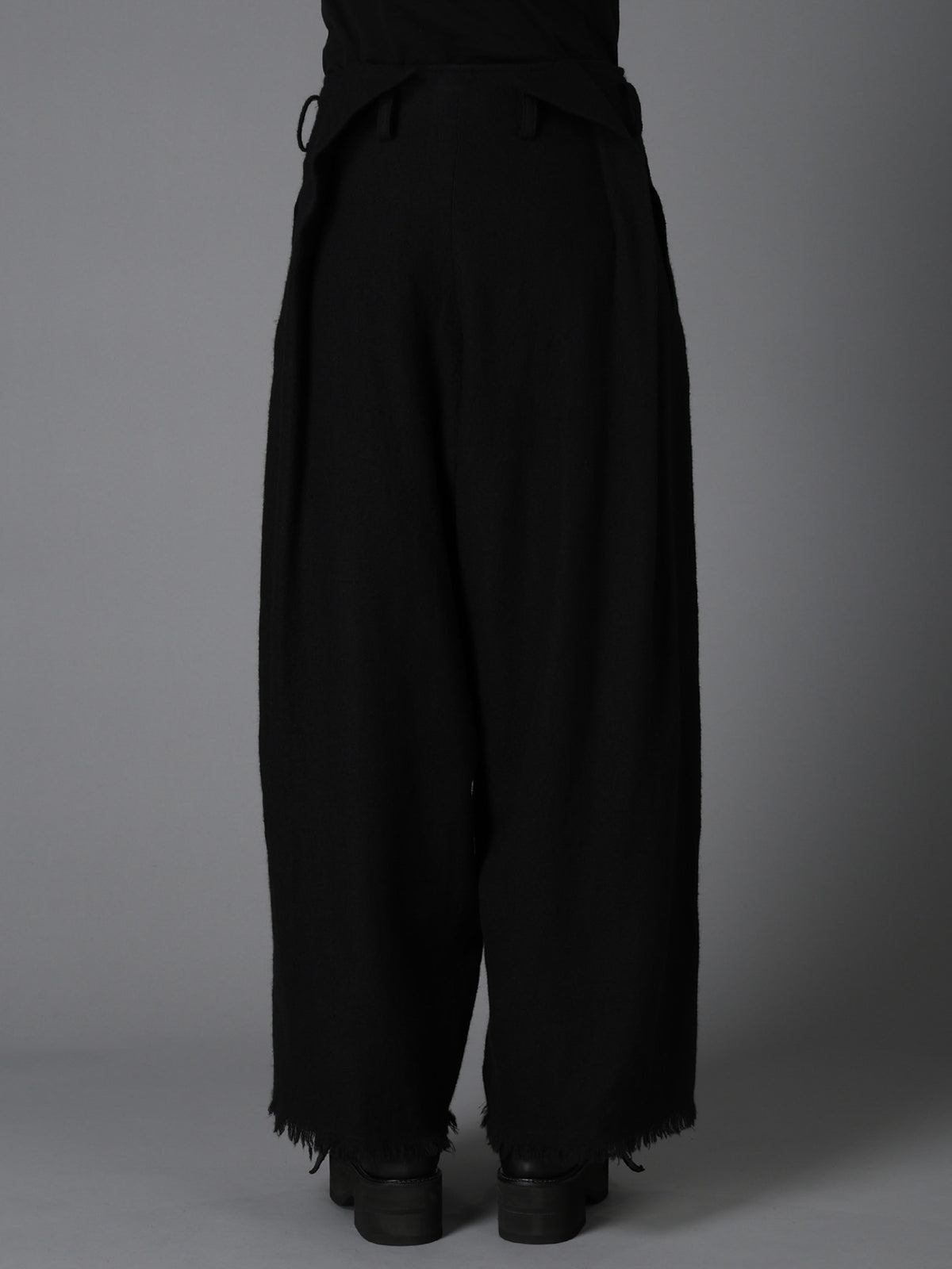 HERRINGBONE BIG TUCK PANTS