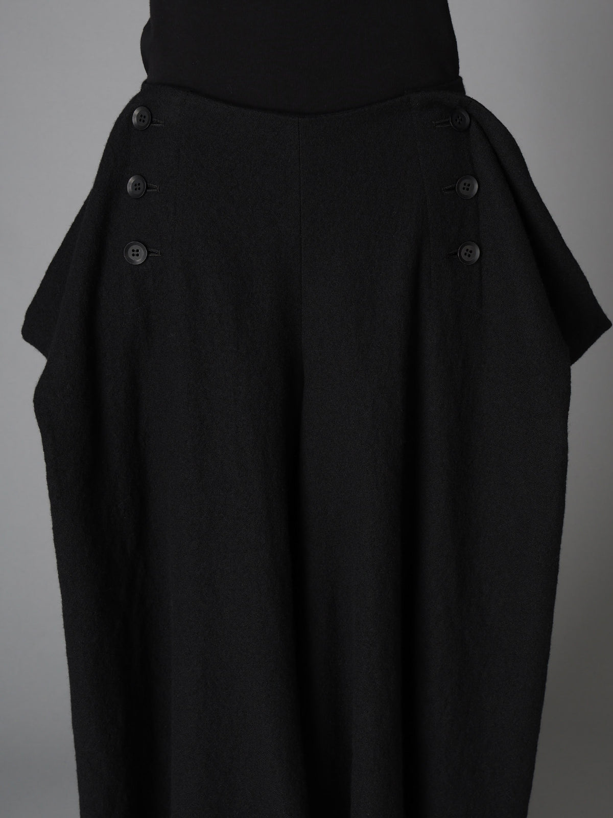 LIGHT SERGE A DRAPED POCKET SAILOR PANTS