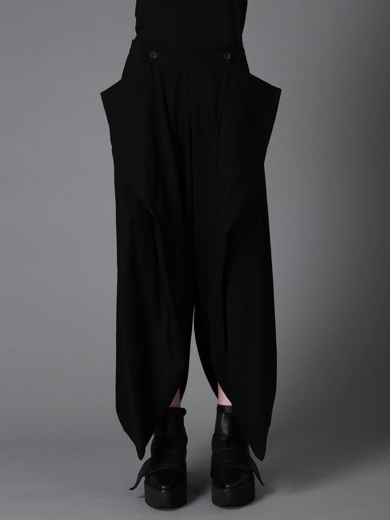 BK DENIM HEM PANTS