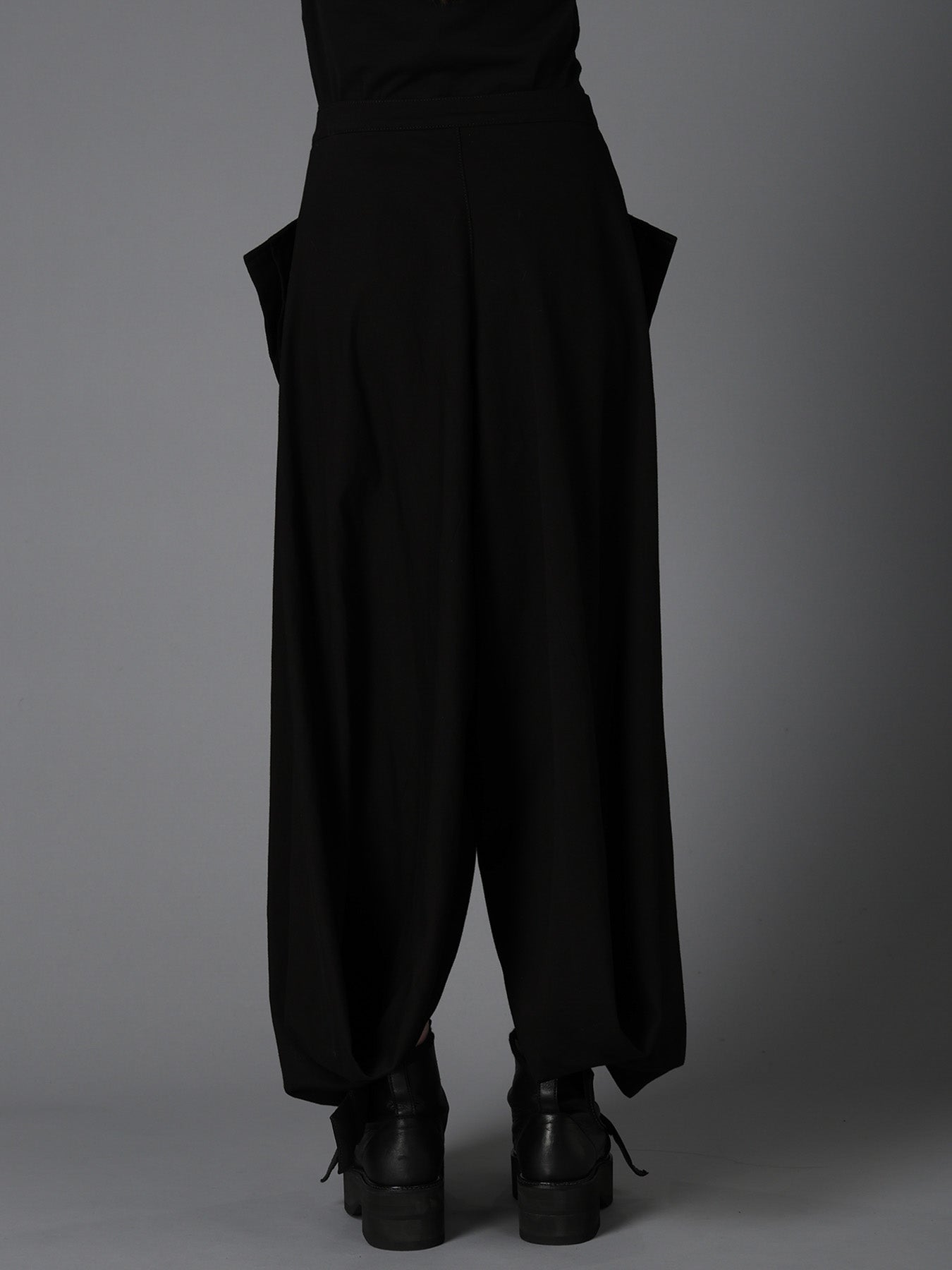 BK DENIM HEM PANTS