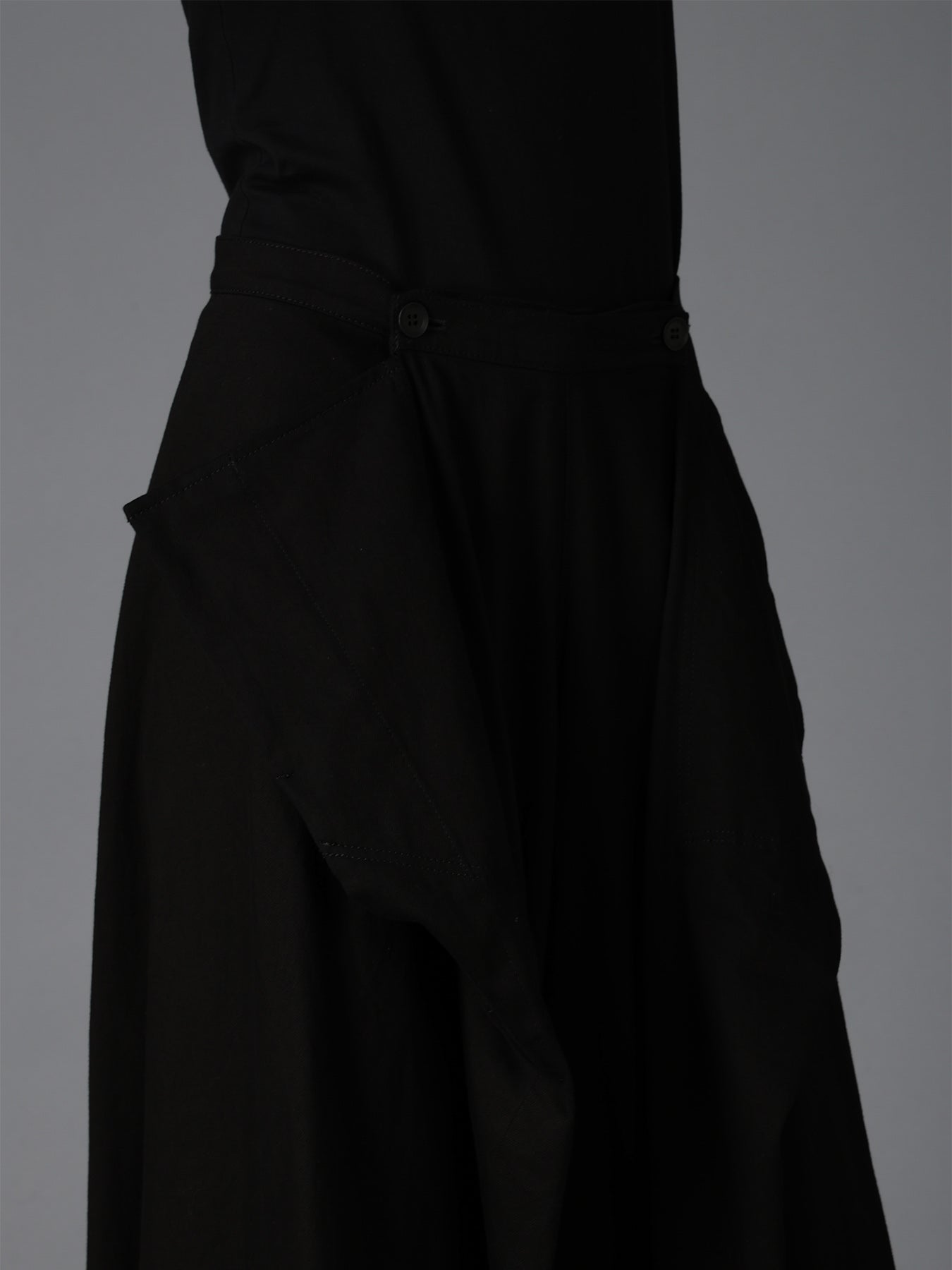 BK DENIM HEM PANTS