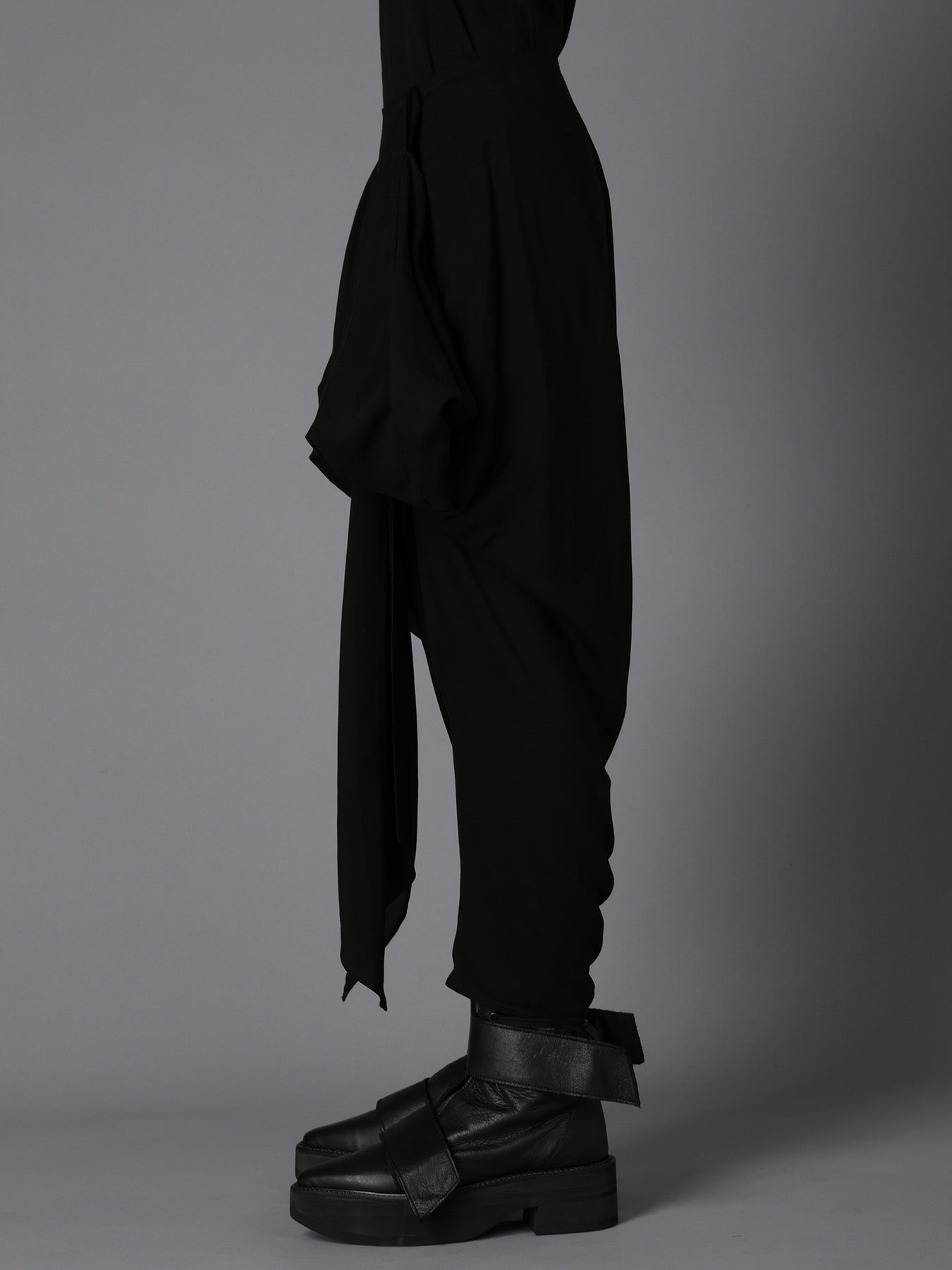 HIGH TWIST GABARDINE DRAPED PANTS – THE SHOP YOHJI YAMAMOTO