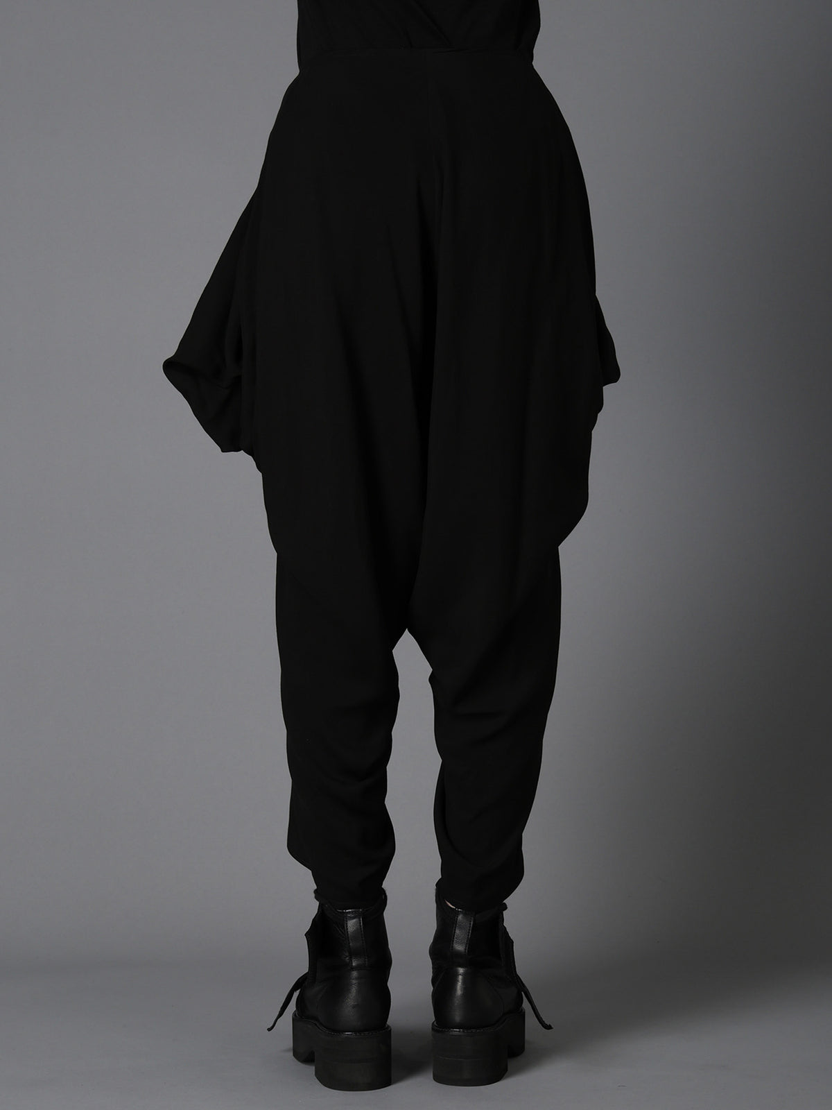 HIGH TWIST GABARDINE DRAPED PANTS