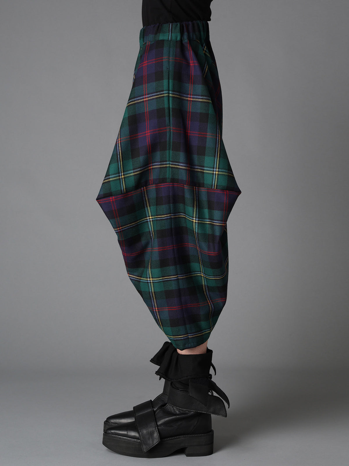 GREEN TARTAN WIDE TUCK PANTS
