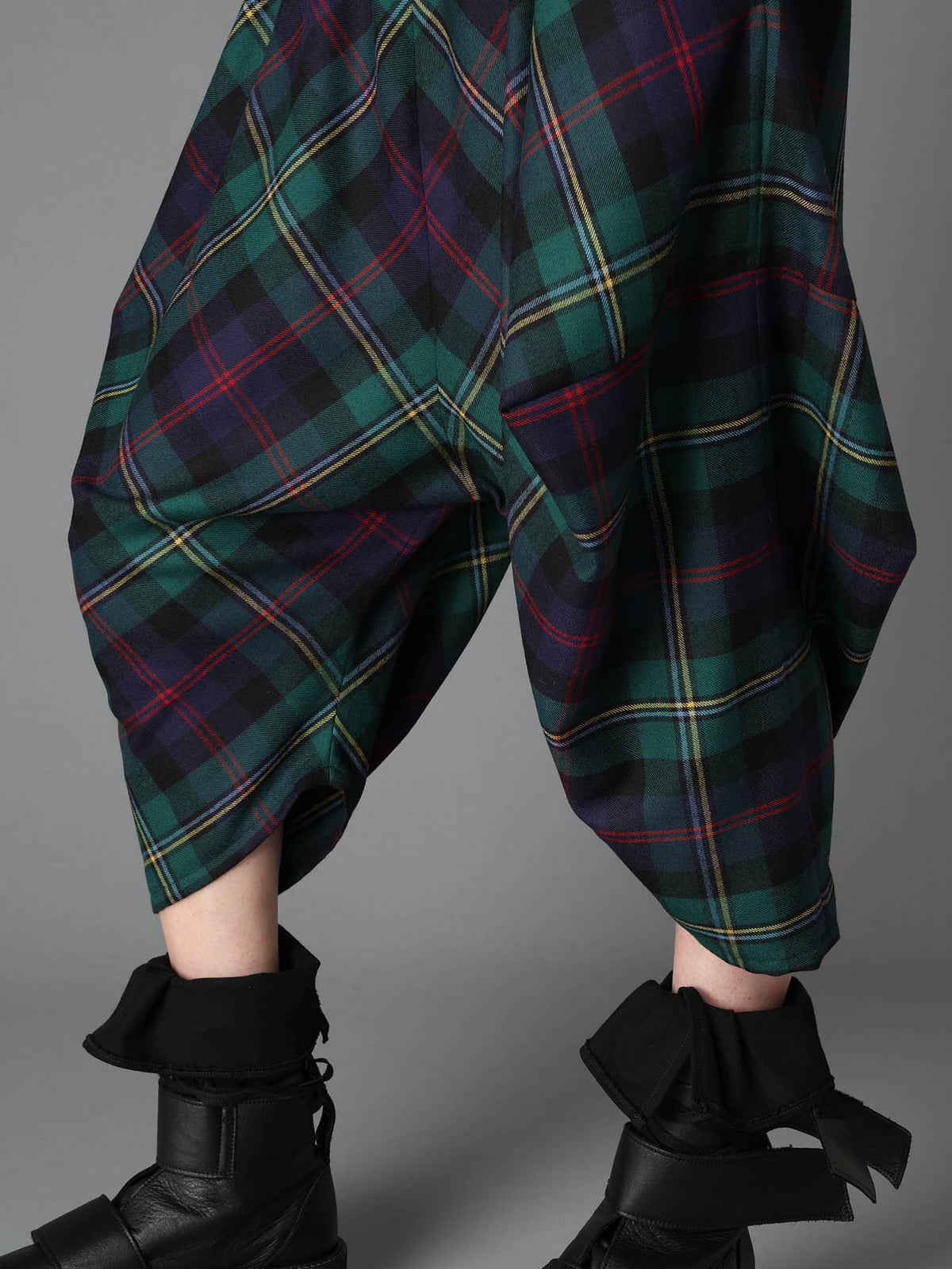 GREEN TARTAN WIDE TUCK PANTS