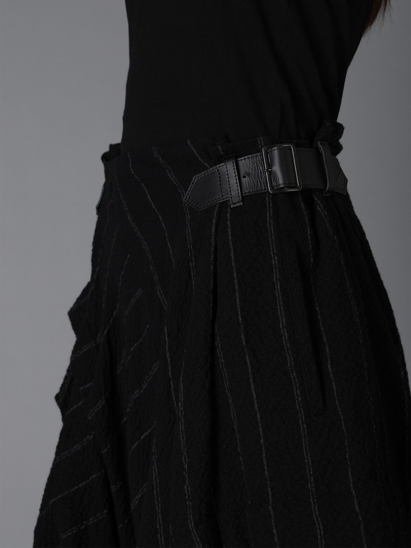 C/W STRIPE  TUCK SKIRT