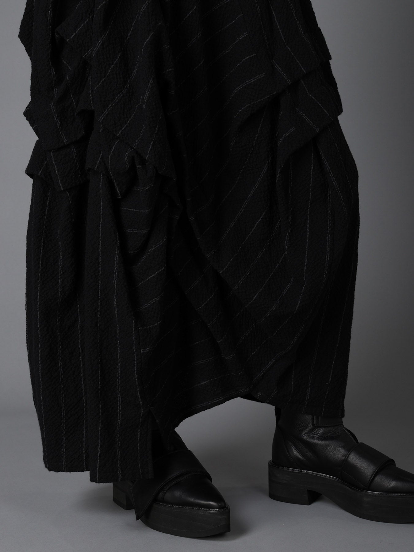 C/W STRIPE  TUCK SKIRT