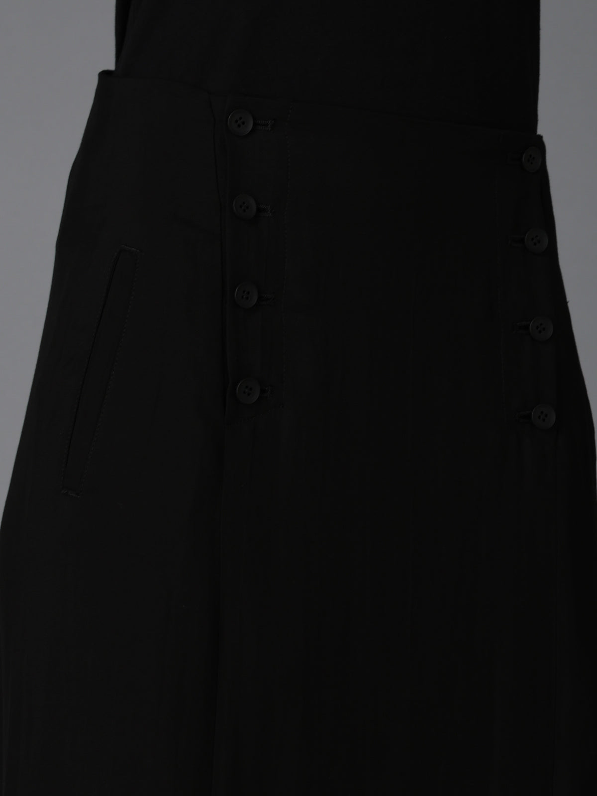 HIGH TWIST GABARDINE FLARED PANEL PENCIL SKIRT