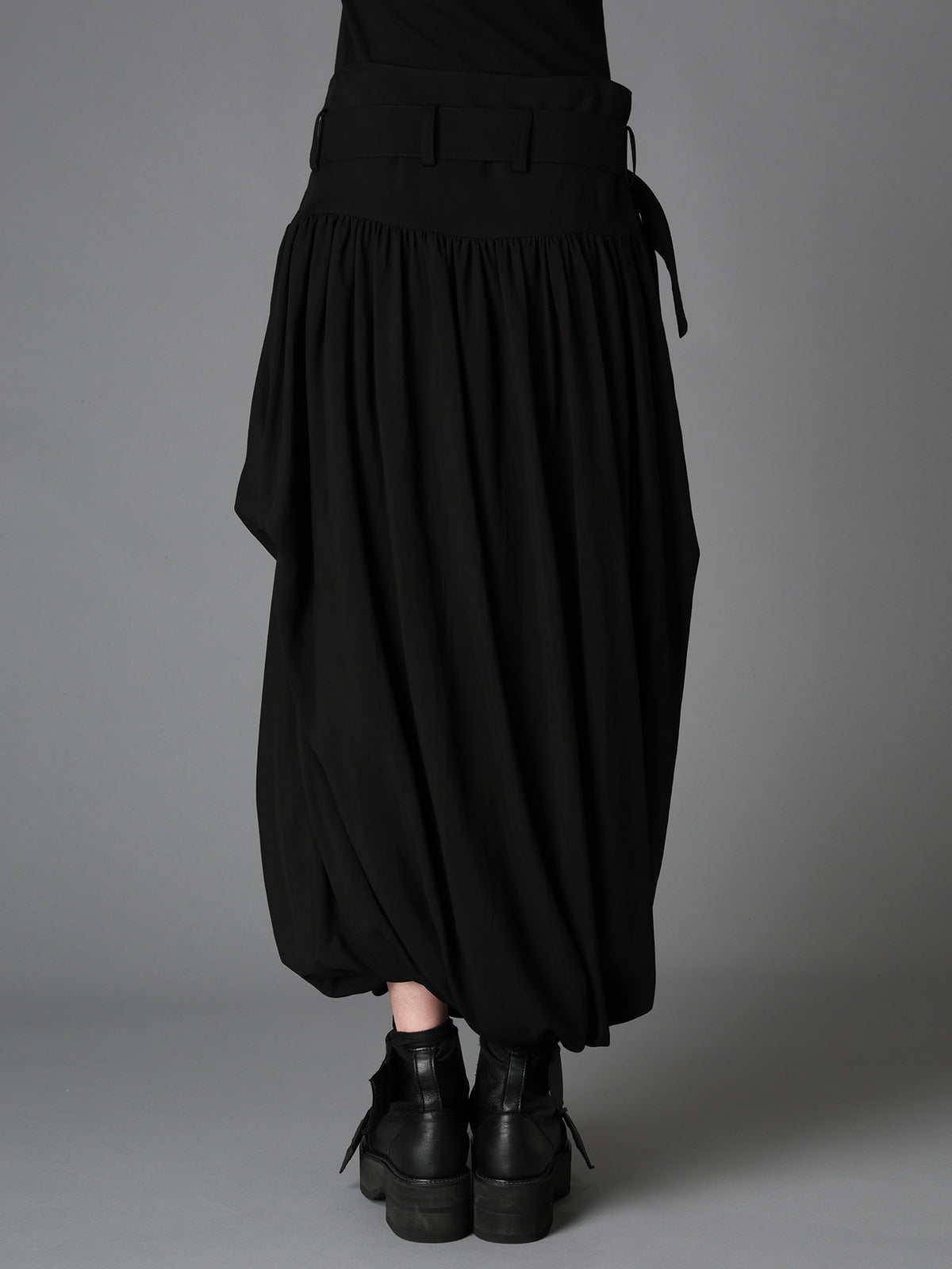 HIGH TWIST GABARDINE BELTED BALLOON SKIRT