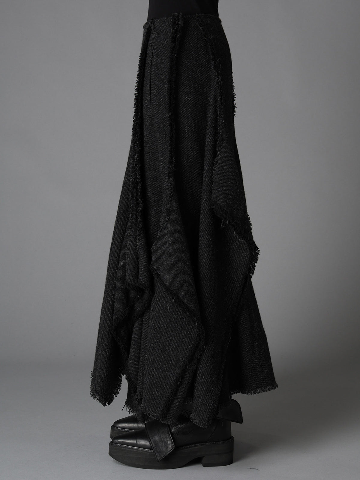 TOP DYED TWEED FLARED PANEL SKIRT B