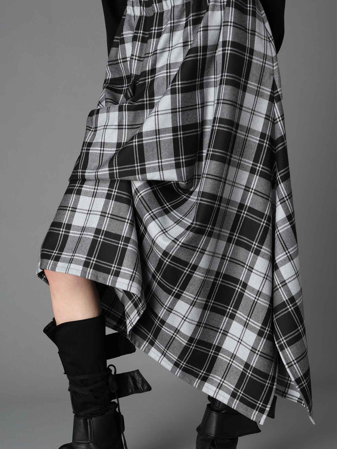 GREY TARTAN IRREGULAR HEM LINE SKIRT