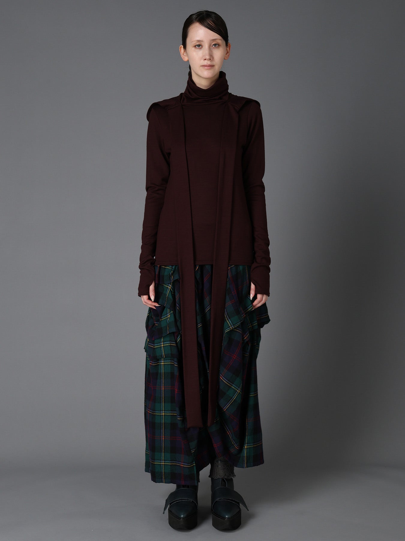 W/ SINGLE JERSEY SCARF DETAIL HOODED T SHIRT