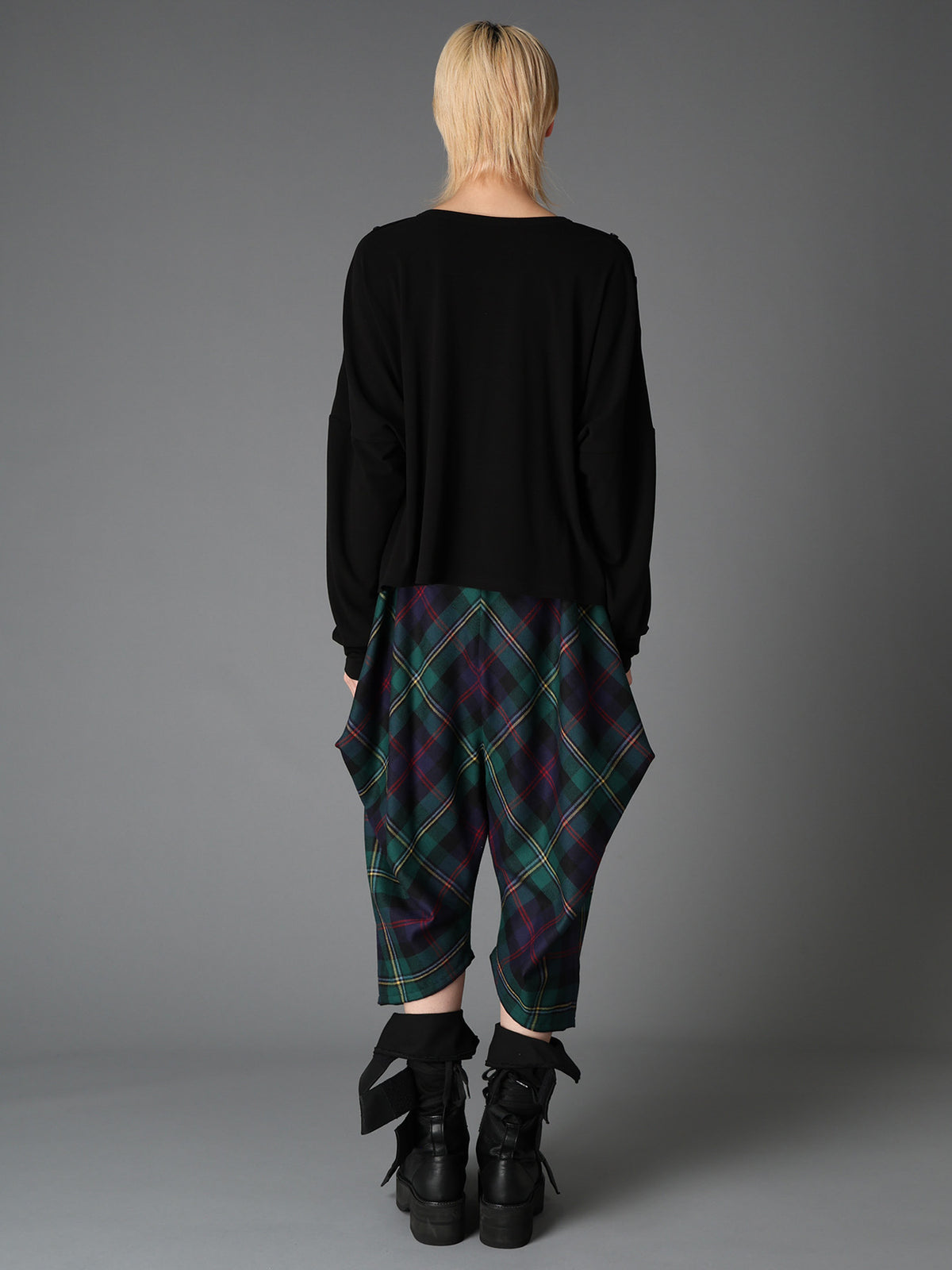 BRUSHED STRETCH JERSEY SHOULDER OPEN SHORT T