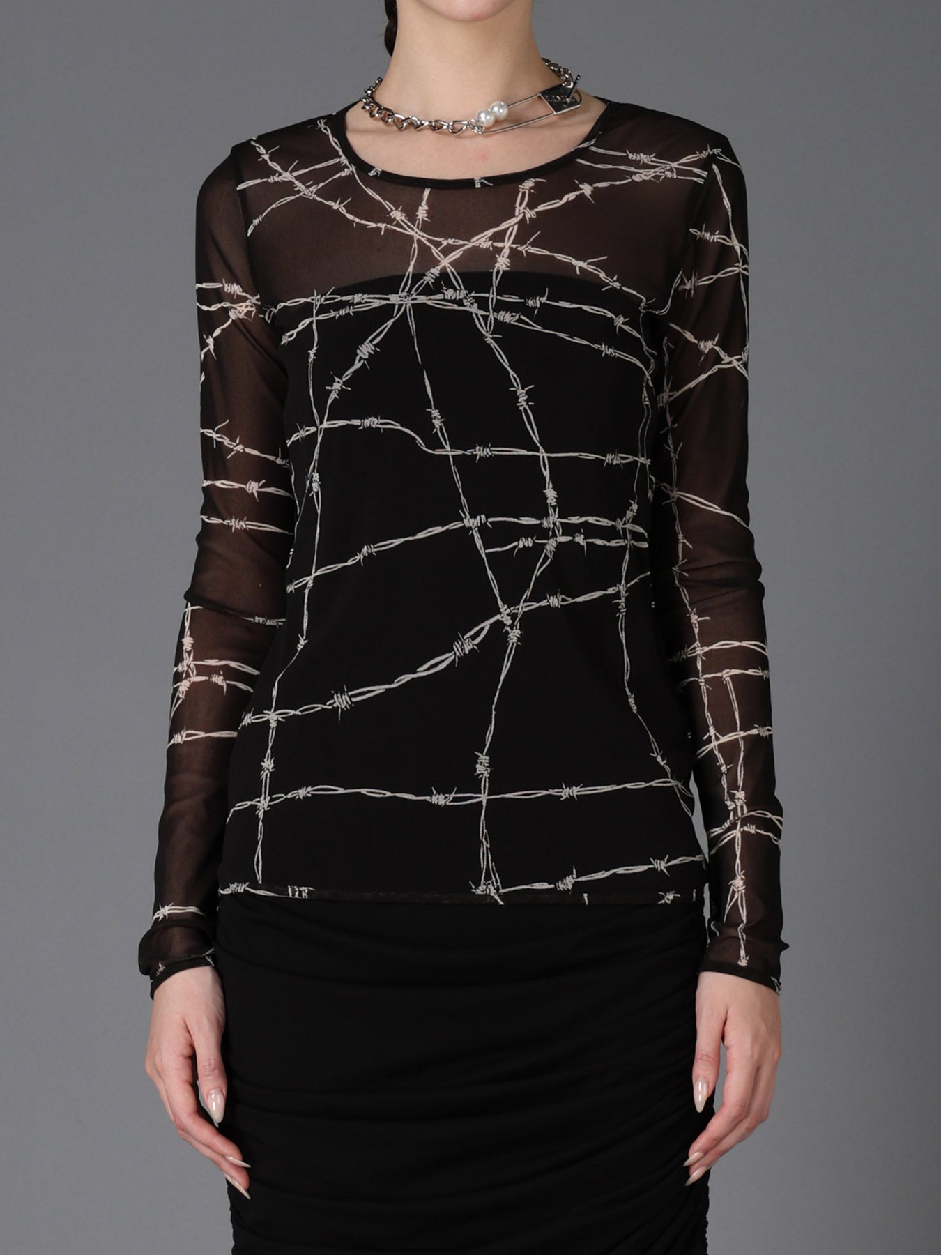 BARBED WIRE PRINT TIGHT LONG SLEEVE T