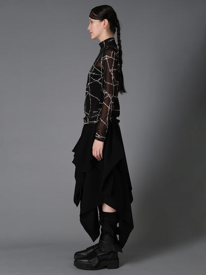 BARBED WIRE PRINT TURTLE NECK T