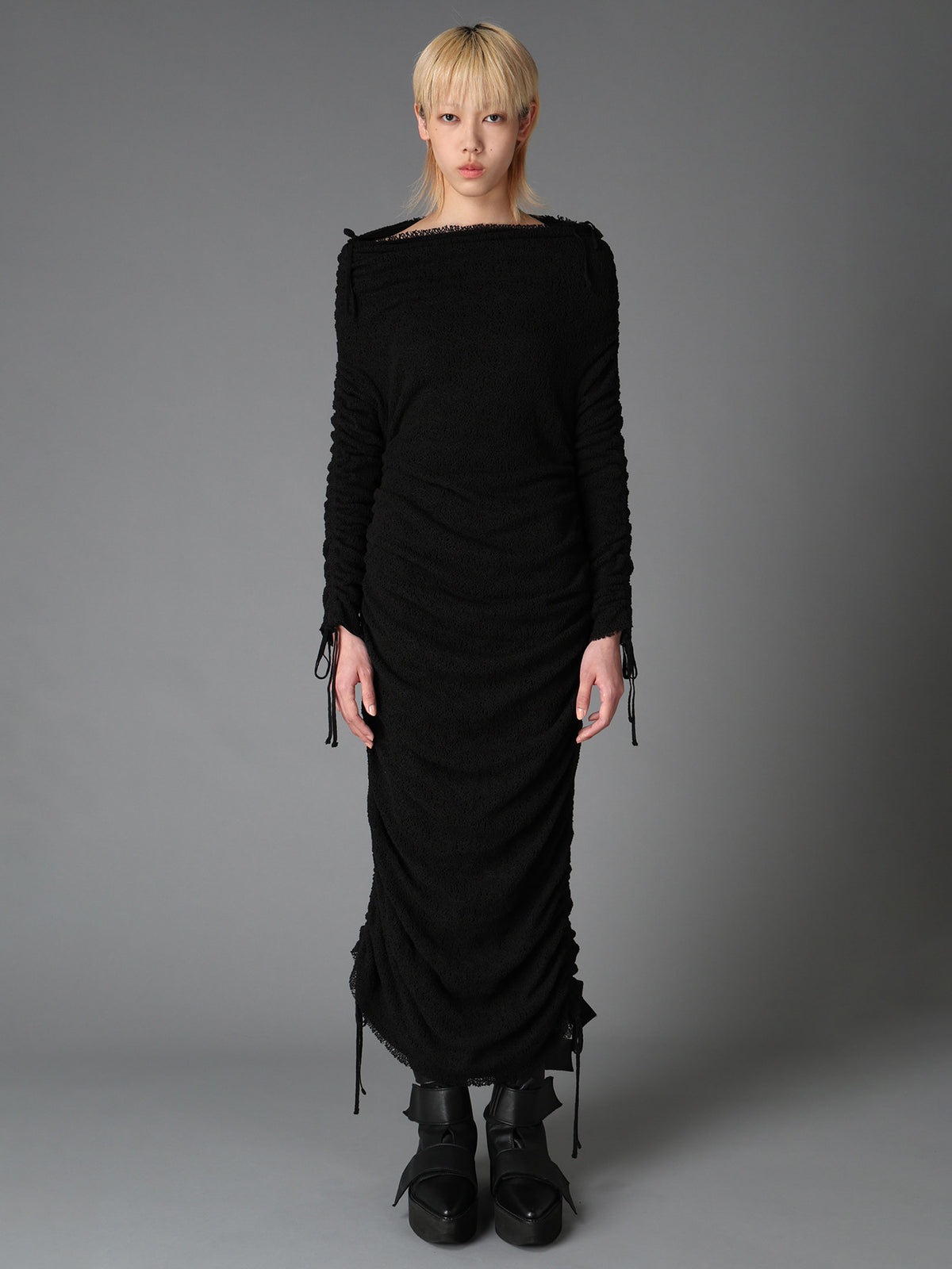 LACE+RIB KNIT GATHERED SLIM FIT DRESS