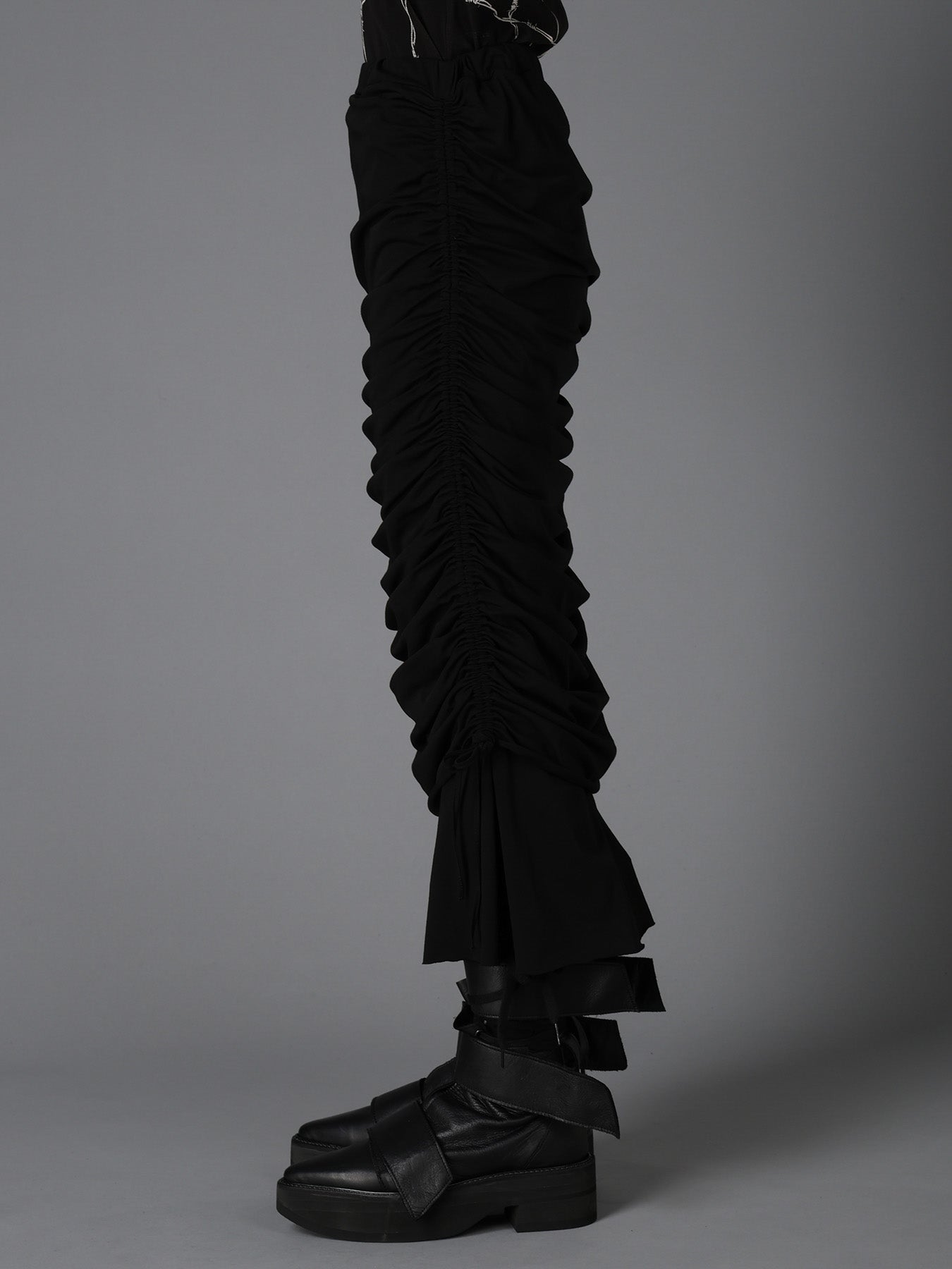 BIAS JERSEY GATHERED LAYERED SKIRT