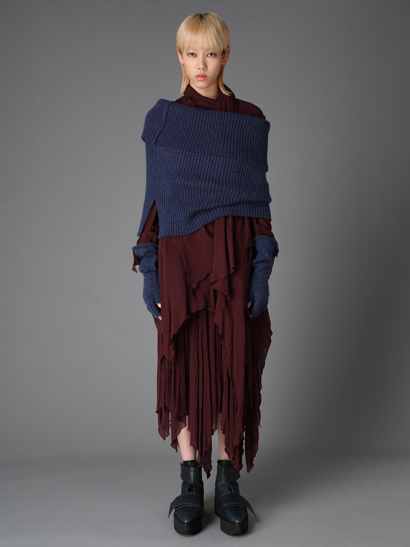 W/P SOFT KNIT FLARED MIDDLE FINGERLESS GLOVES