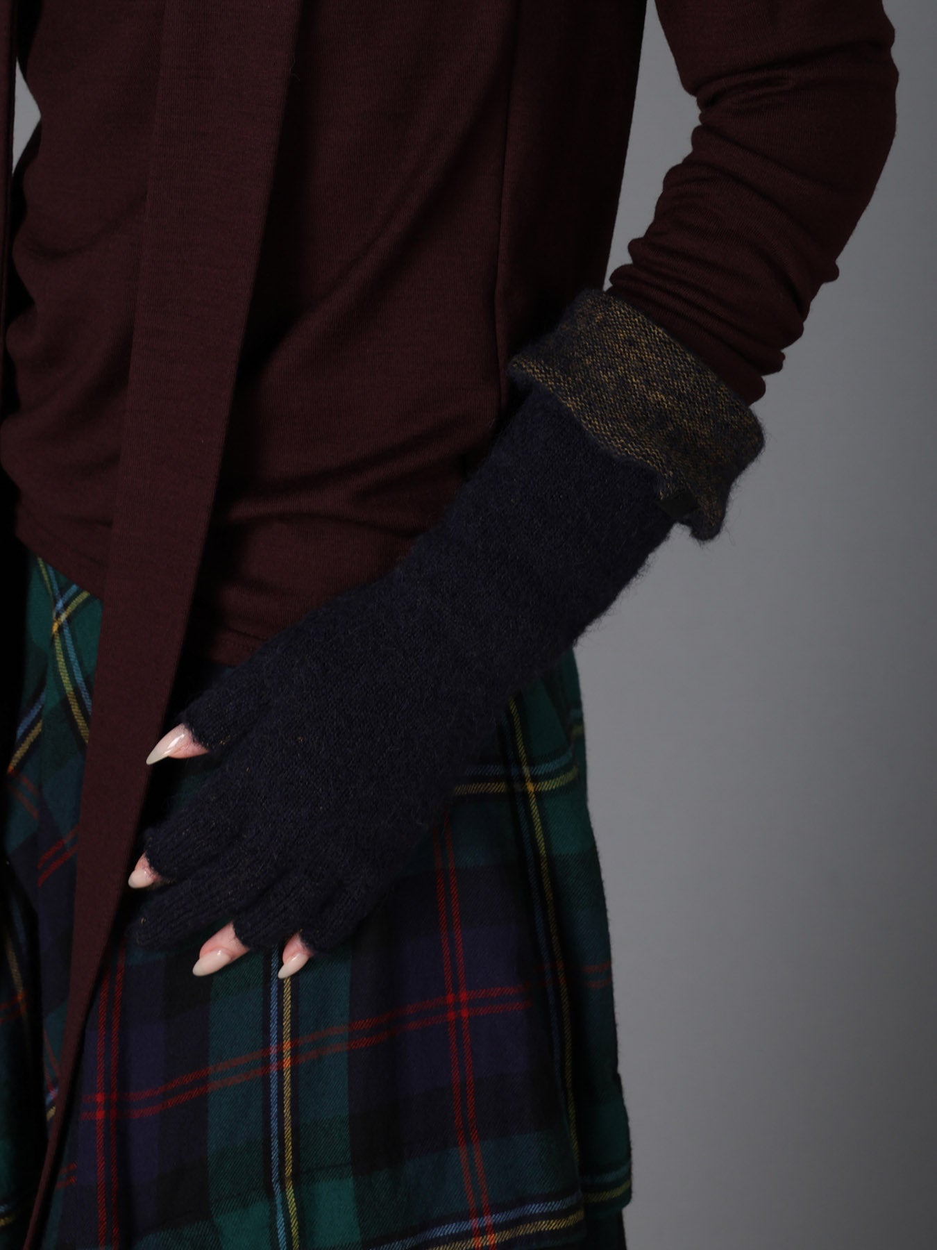 W/P SOFT KNIT FLARED MIDDLE FINGERLESS GLOVES