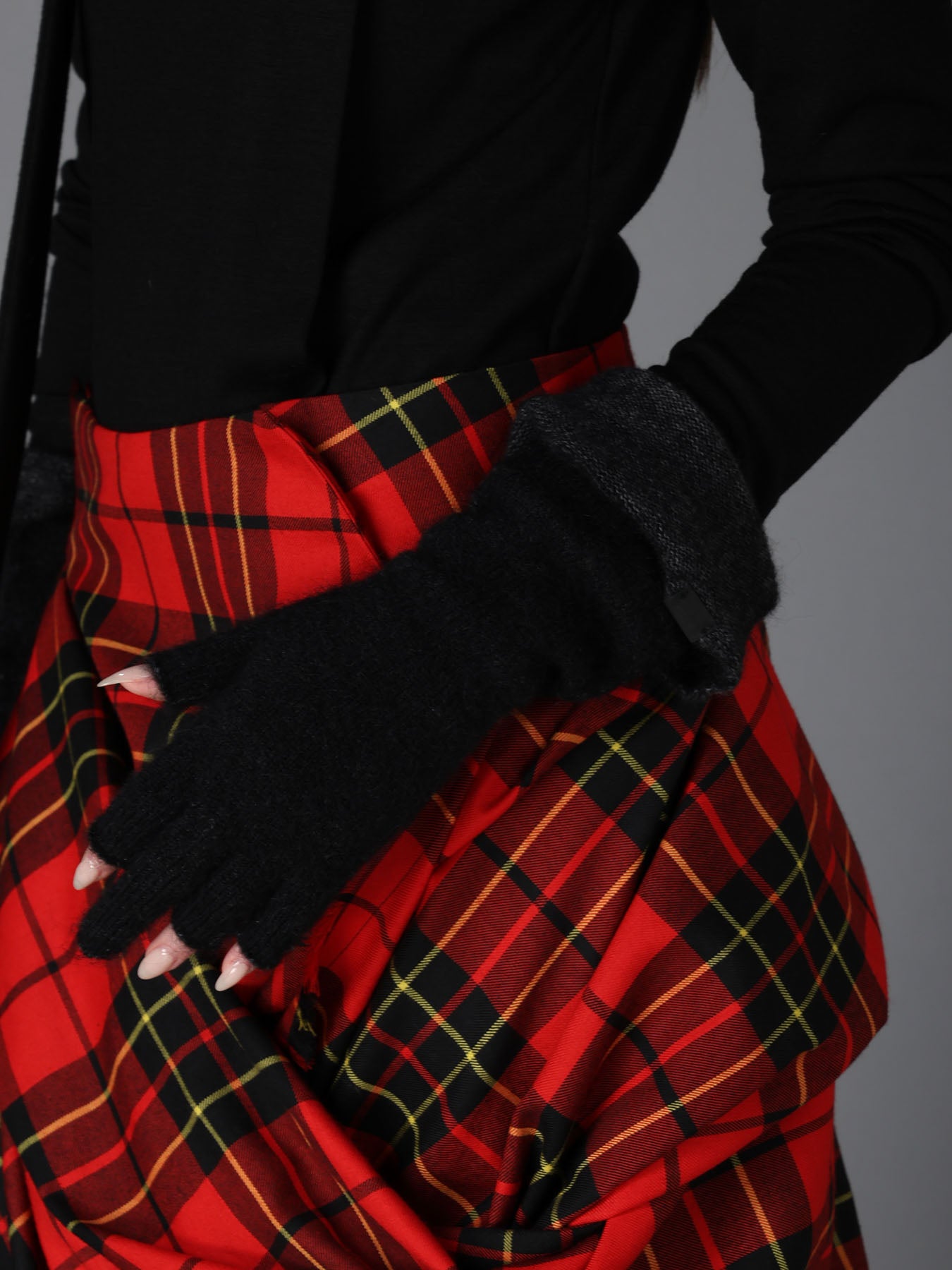 W/P SOFT KNIT FLARED MIDDLE FINGERLESS GLOVES