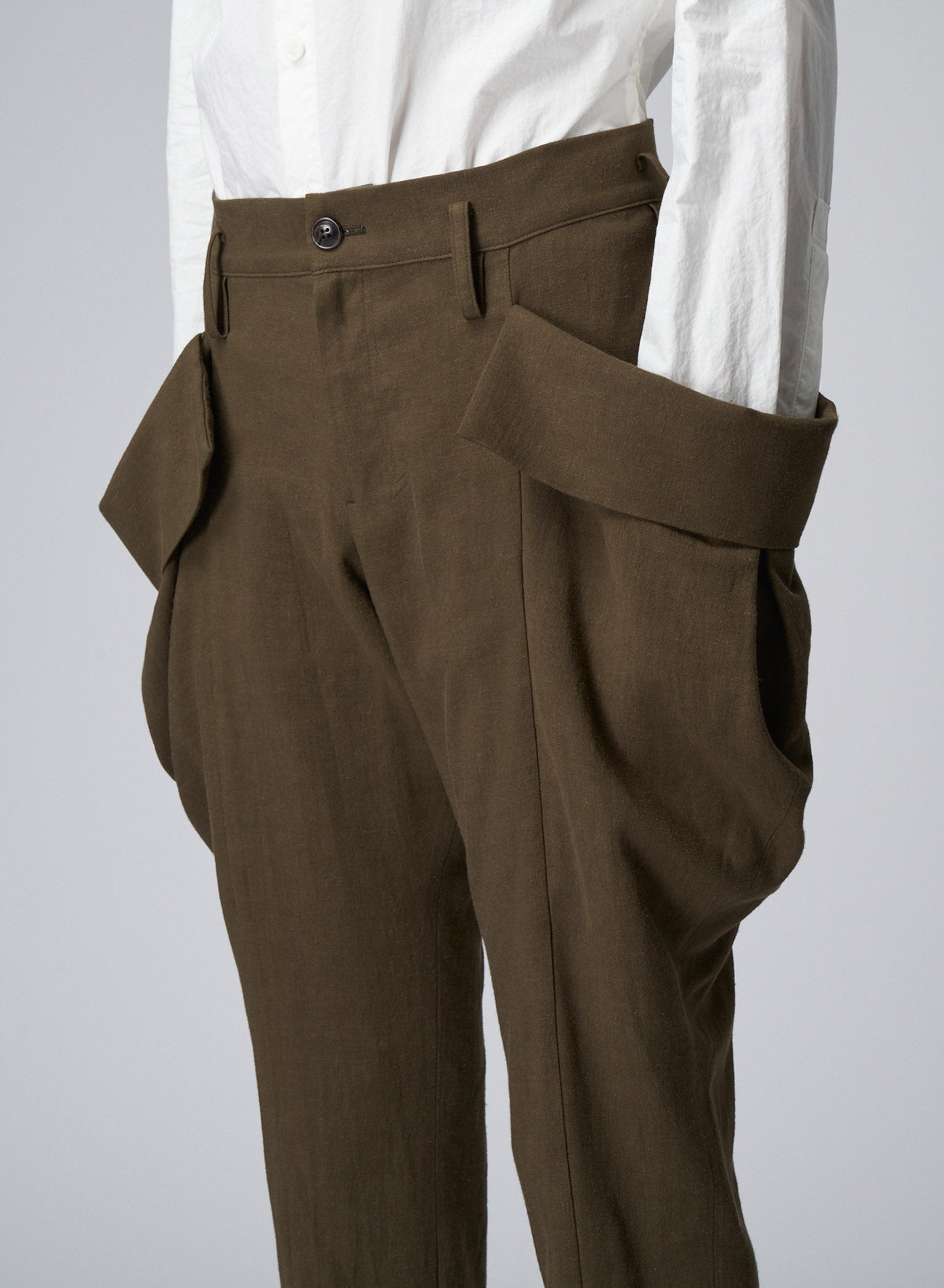 RAYON/LINEN POPLIN PANTS WITH LARGE DRAPEY POCKETS