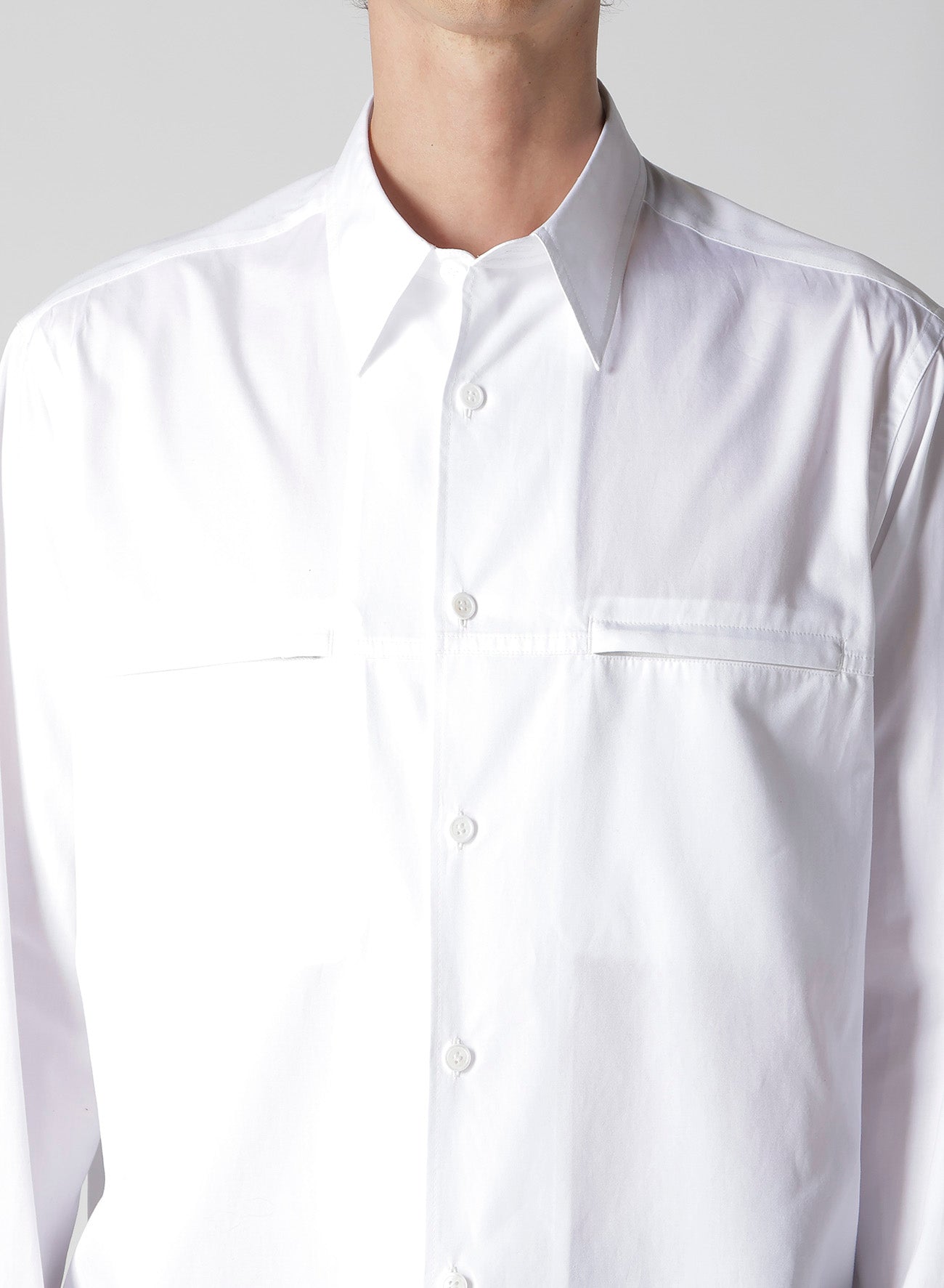 100/2 BROAD DOUBLE CHEST ZIP POCKET