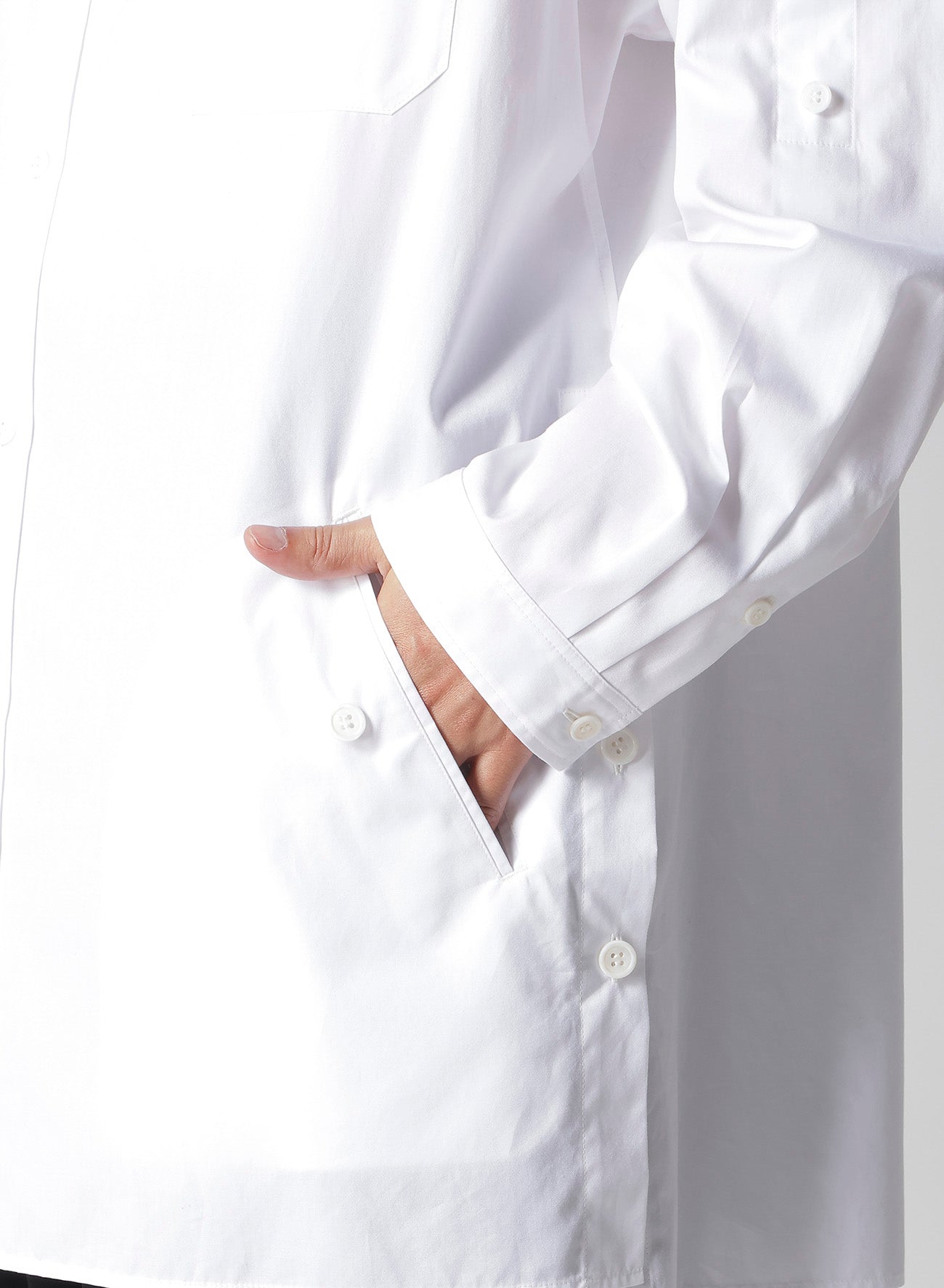 100/2 BROAD SHIRT WITH TAB DETAIL