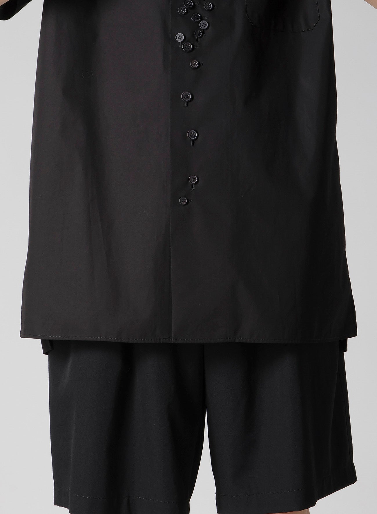 100/2 BROAD SHORT SLEEVE SHIRT WITH MANY BUTTONS – THE SHOP YOHJI