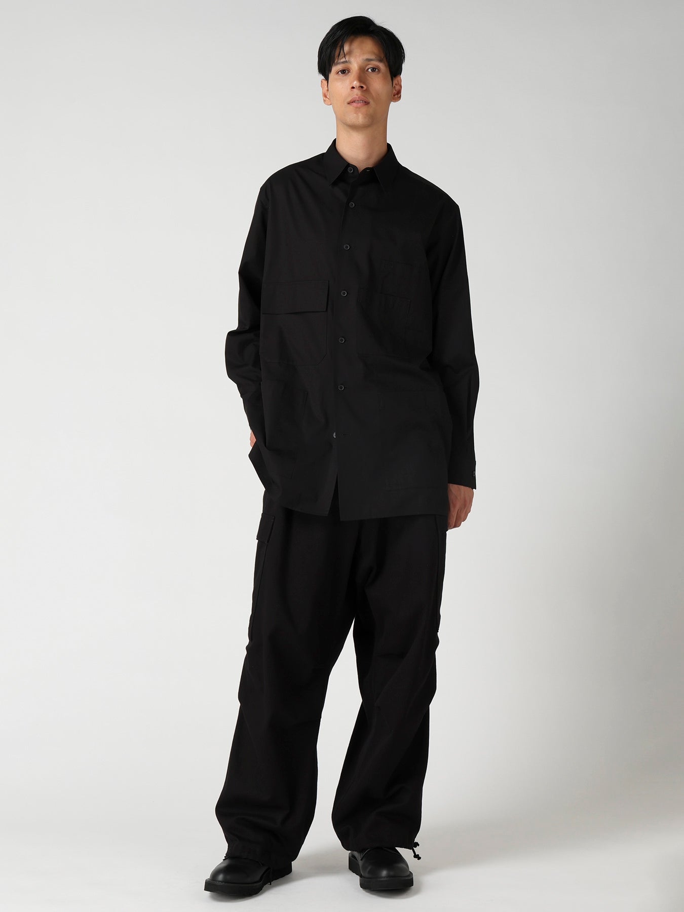 MULTI-POCKET SHIRT