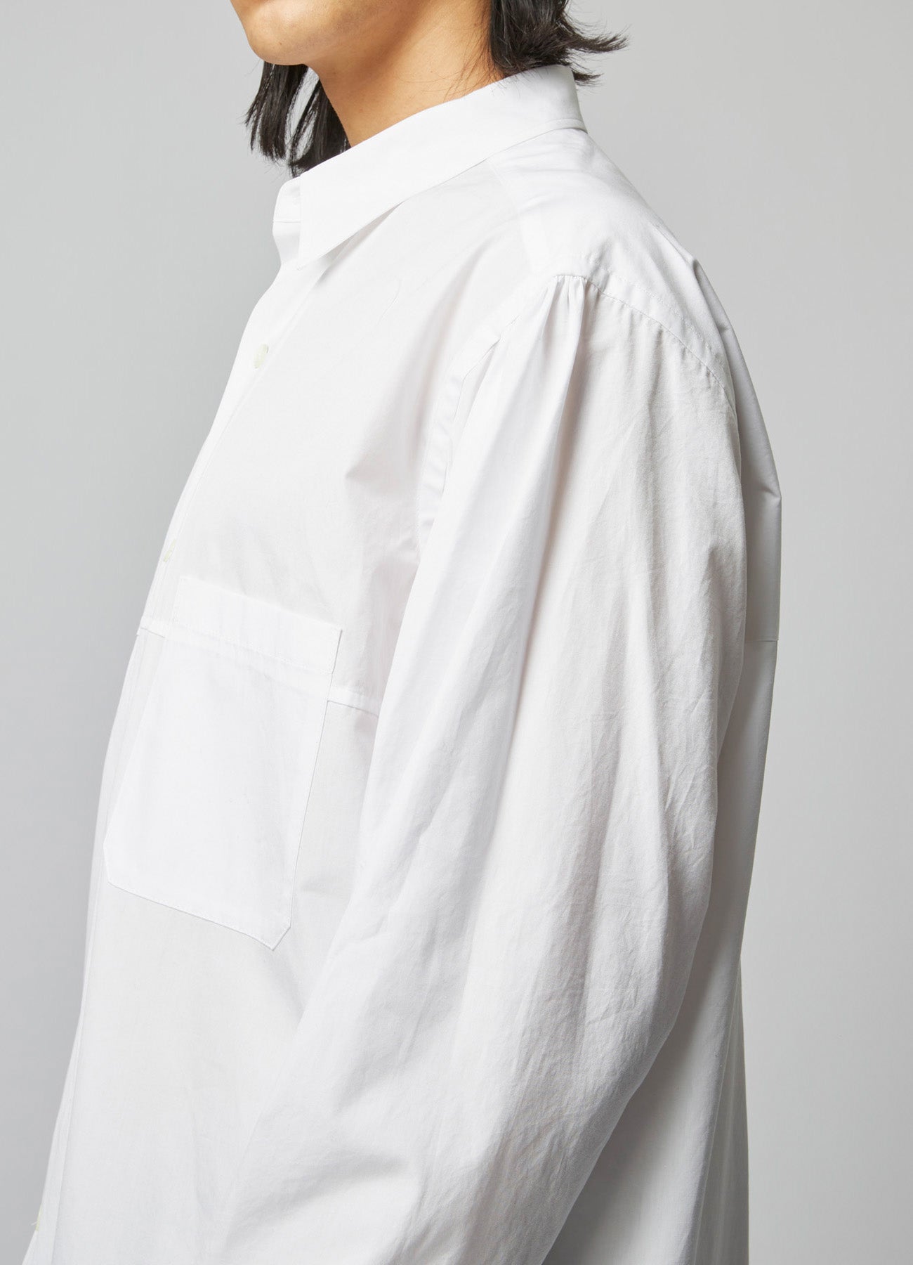 CLASSIC COTTON BROADCLOTH SHIRT WITH WIDE SLEEVE PLACKETS