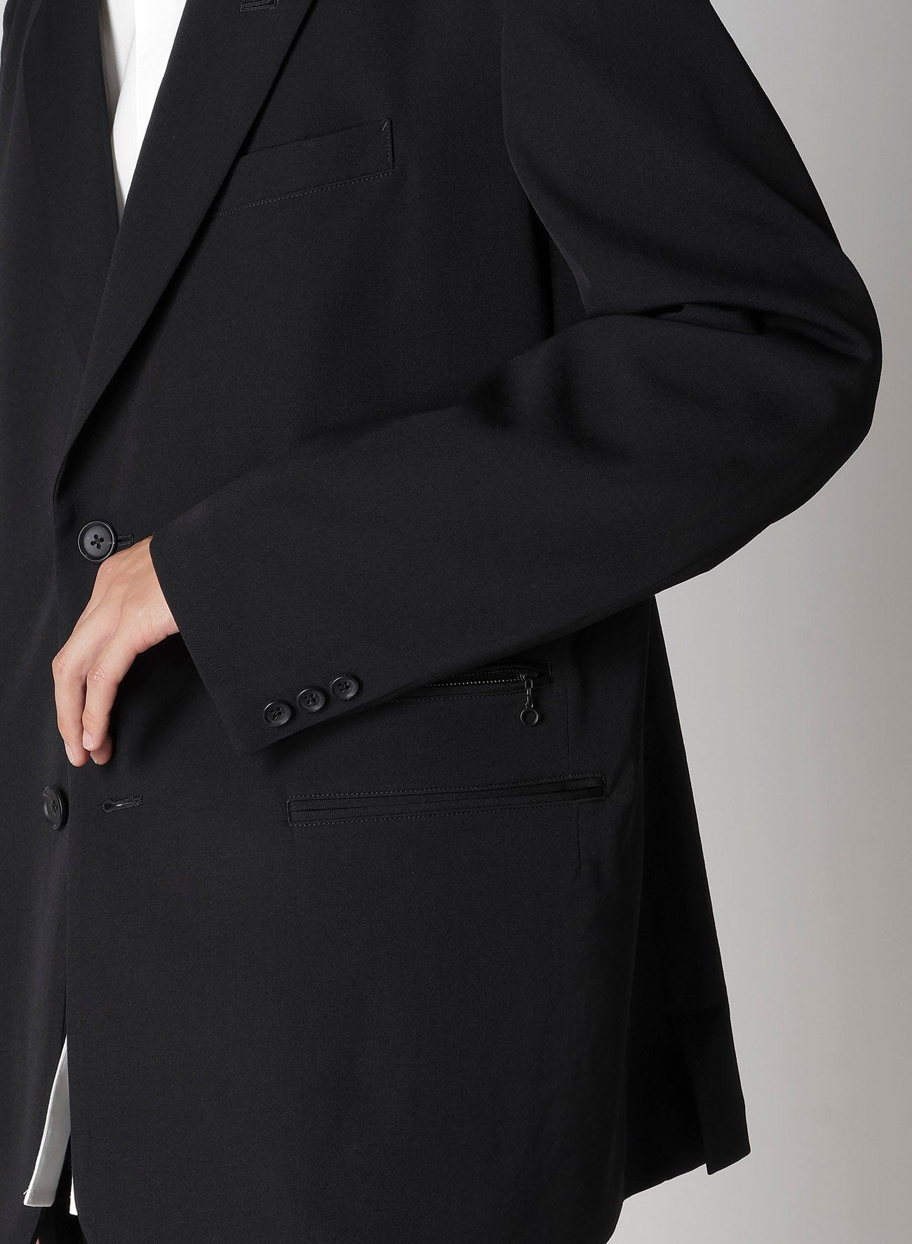 WOOL GABARDINE LEFT AND RIGHT CHANGE POCKET JACKET