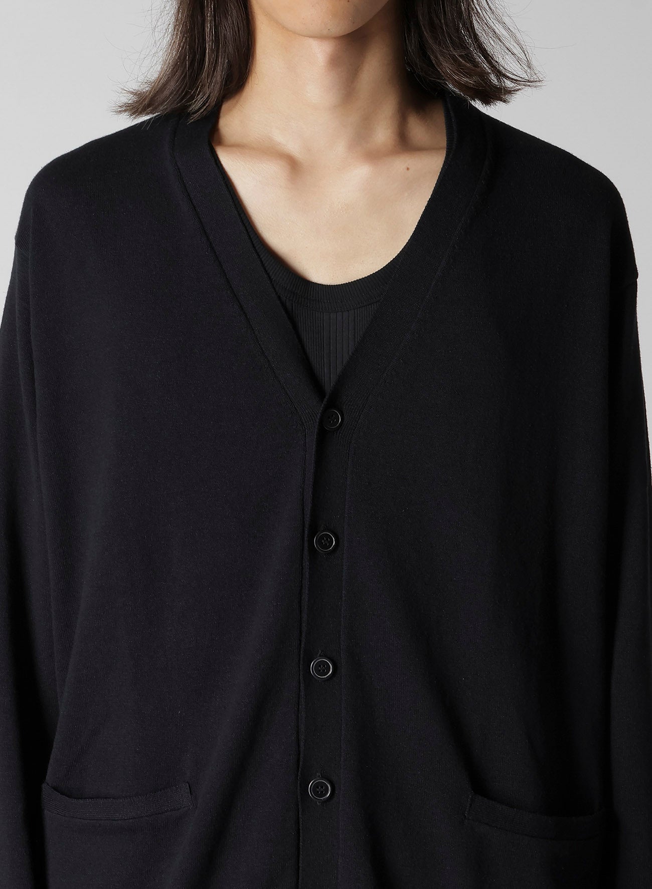 Y's for men LOGO V-NECK CARDIGAN – THE SHOP YOHJI YAMAMOTO
