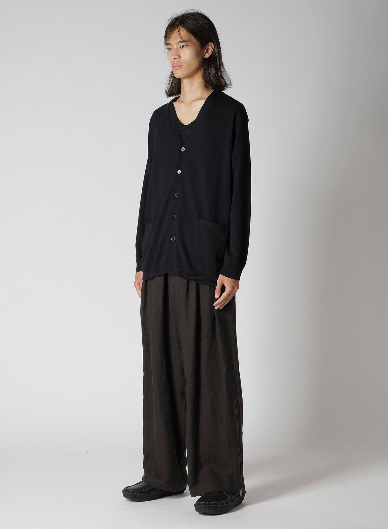 Y's - ワイズ Y's Yohji Yamamoto ニット カーディガン 無地 ウール トップス レディース YV-K41-188 3(L相当) ブラック Y's for men LOGO V-NECK CARDIGAN – THE SHOP YOHJI YAMAMOTO