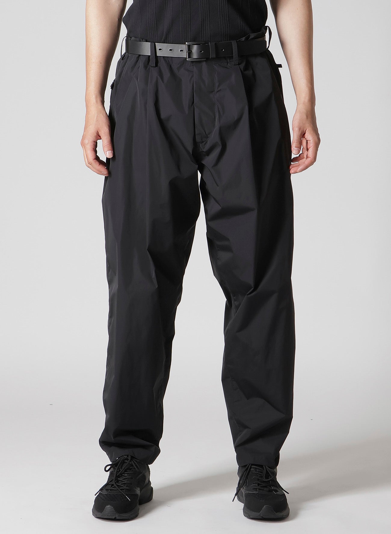 NYLON TAFFETA SIDE ZIP PANTS