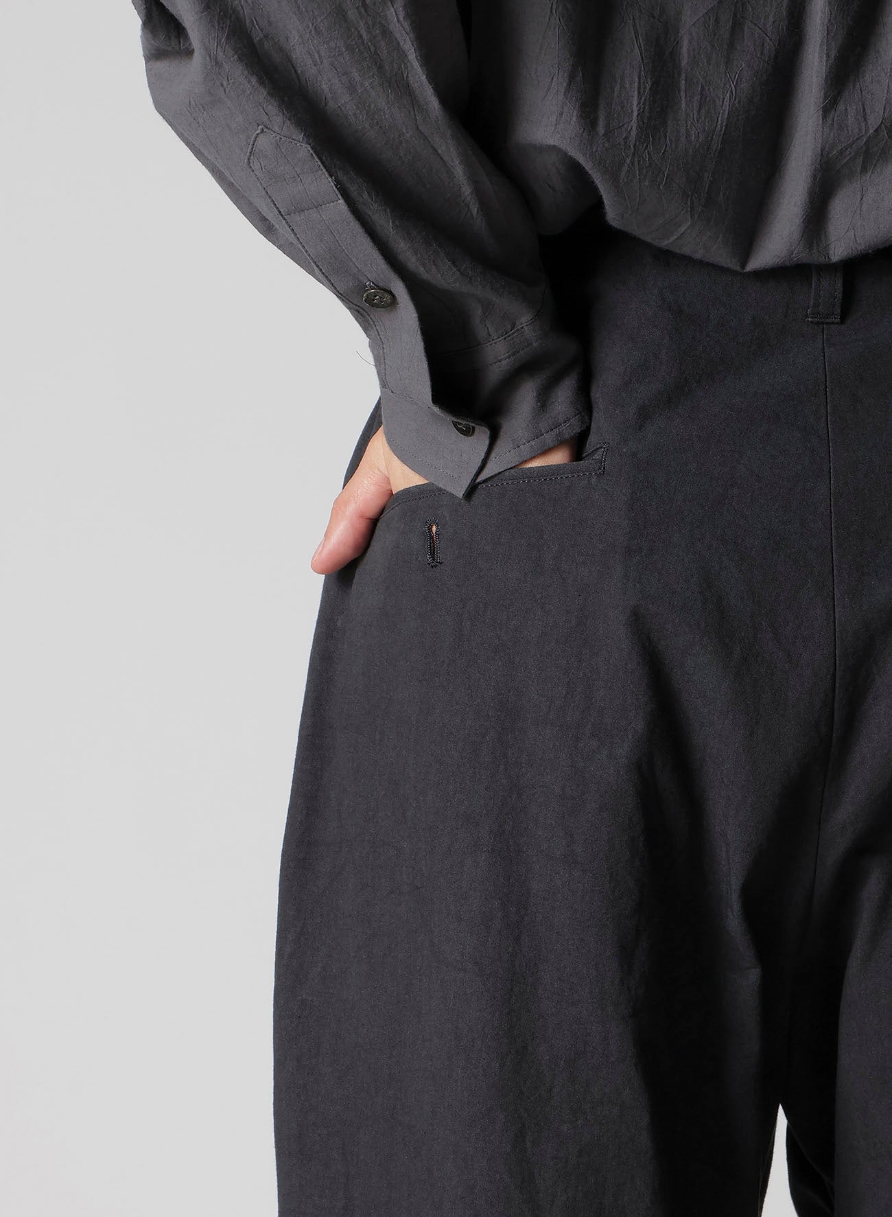 HAND STITCH SIDE TUCK STRING PANTS