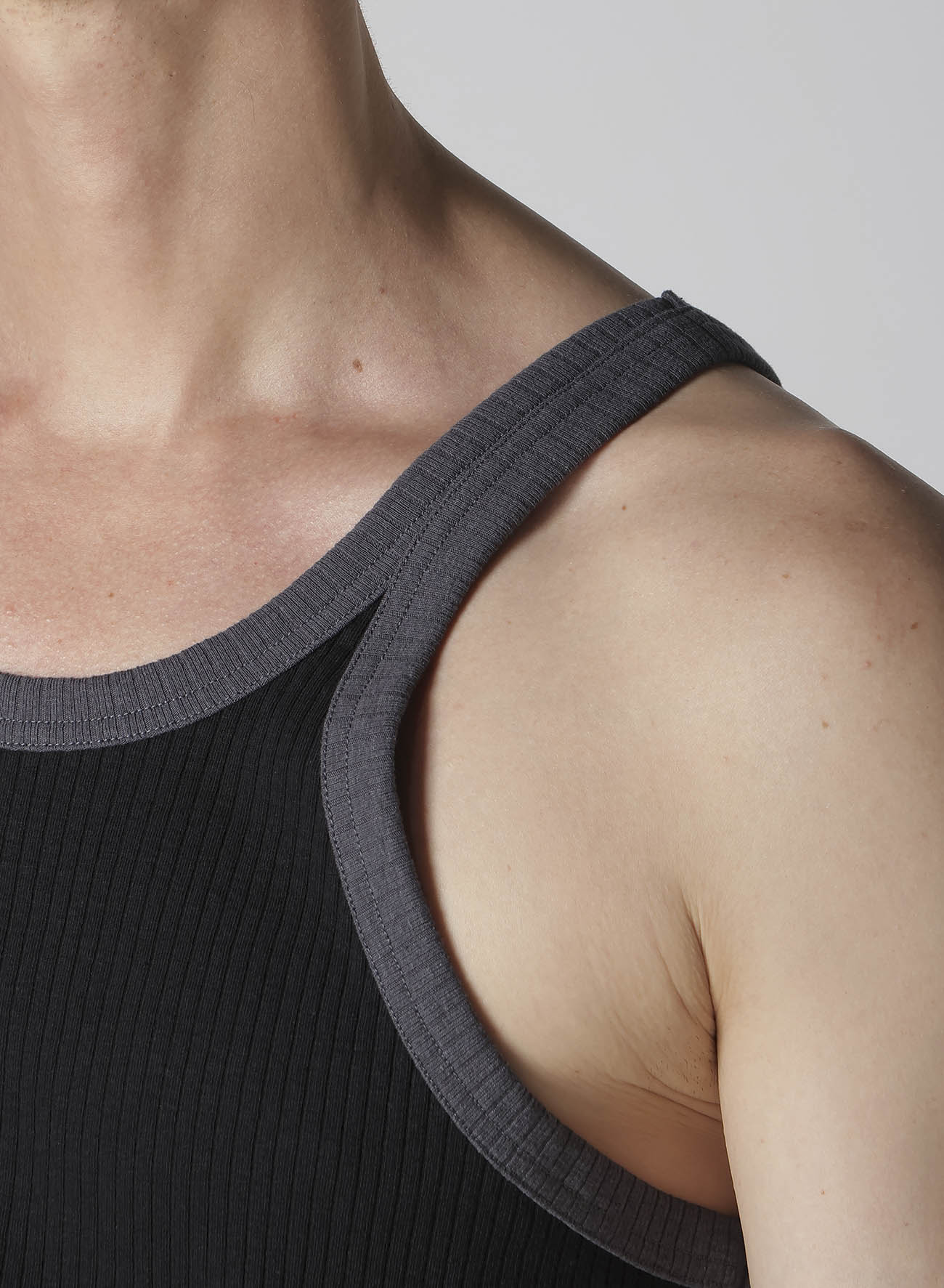 COLOR PANEL RIB TANK TOP