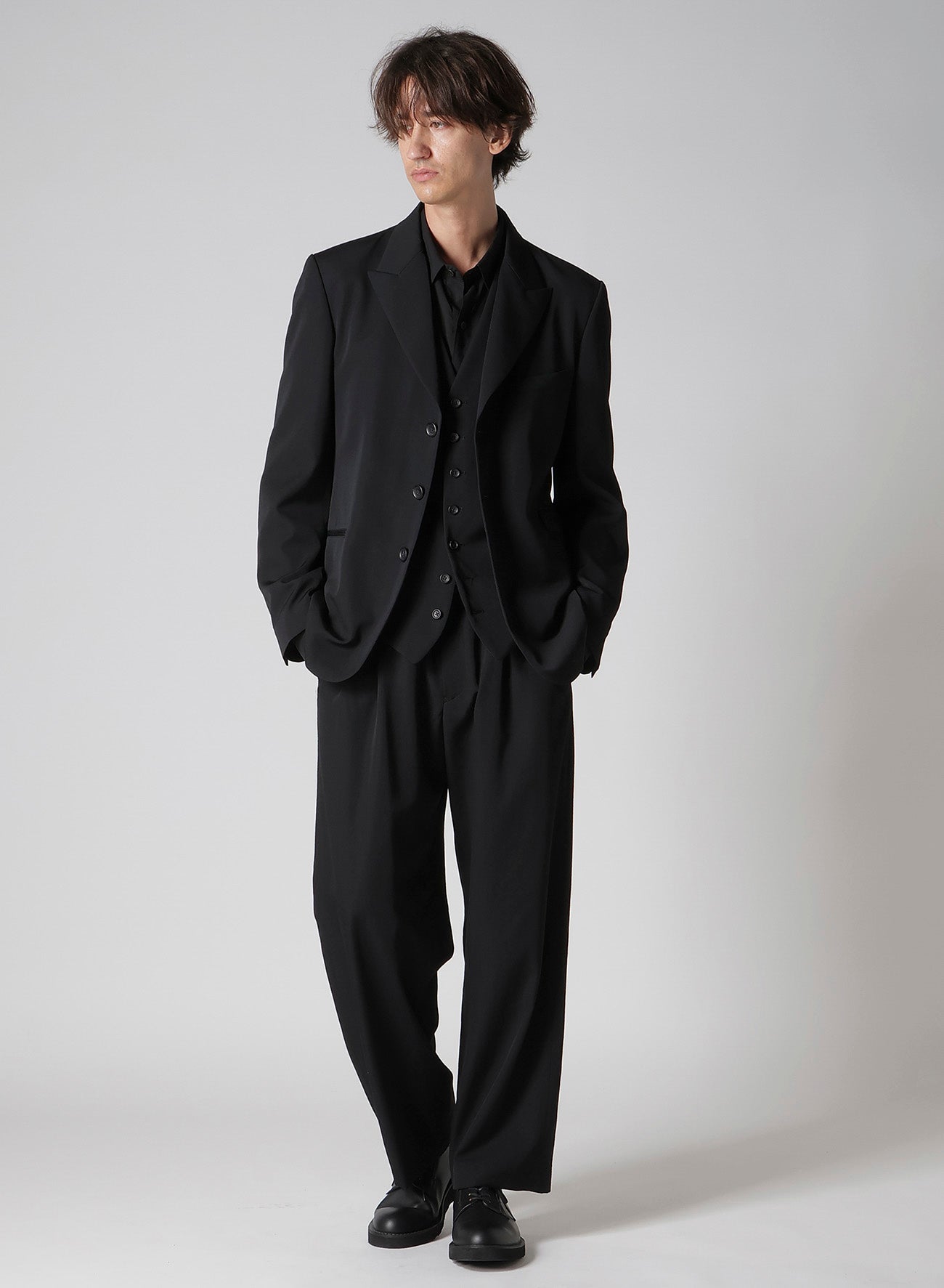 WOOL GABARDINE ZIP POCKET VEST