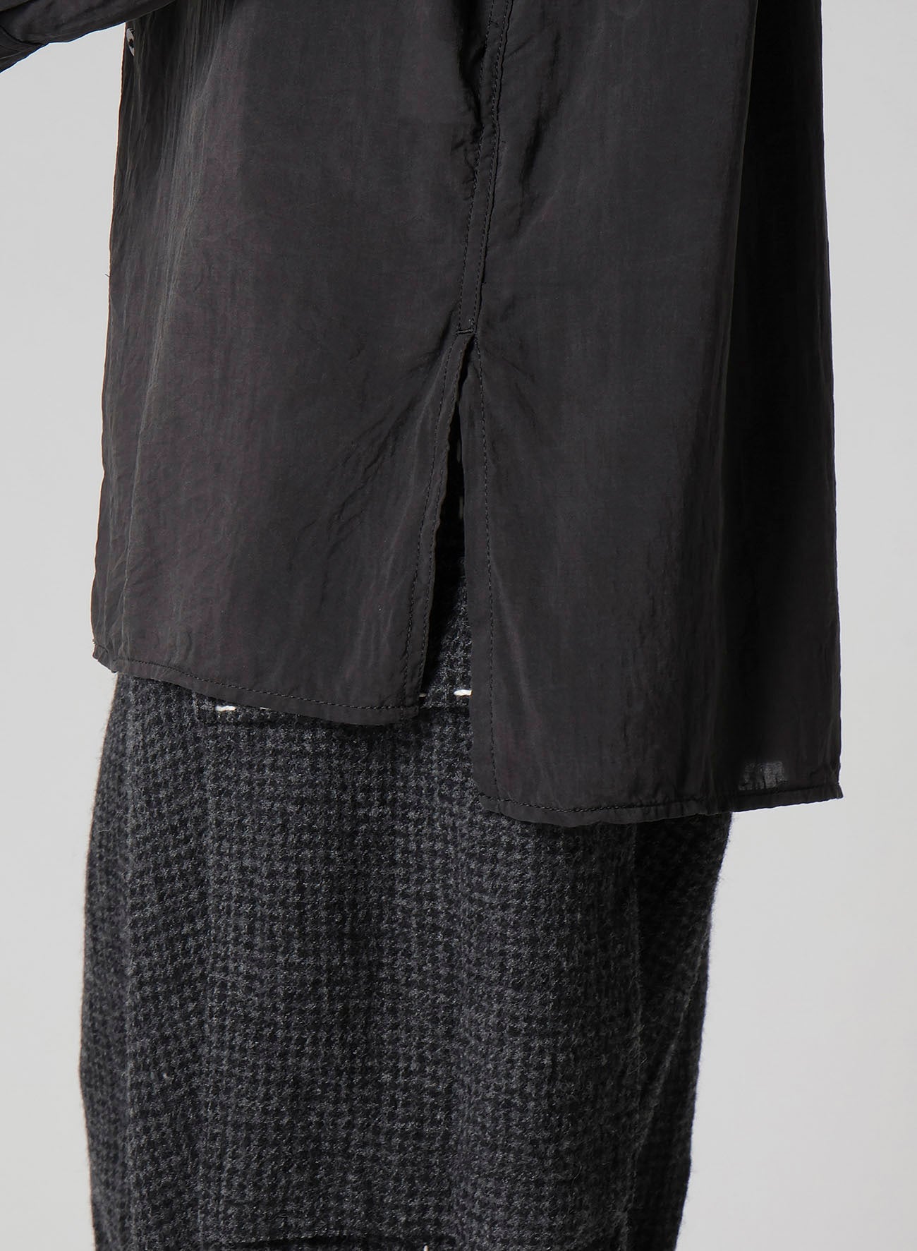OPEN COLLAR CELLULOSE OZONE SHIRT WITH CHAIN STITCH