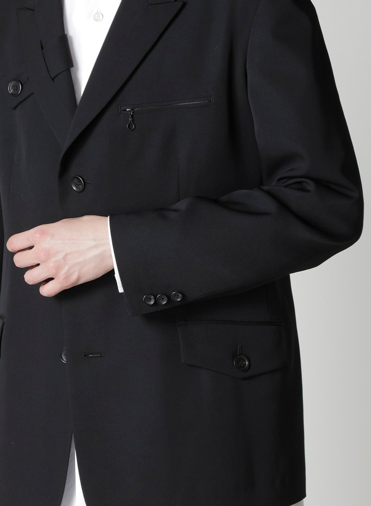 WOOL GABARDINE JACKET WITH A RIGHT LAPEL TAB
