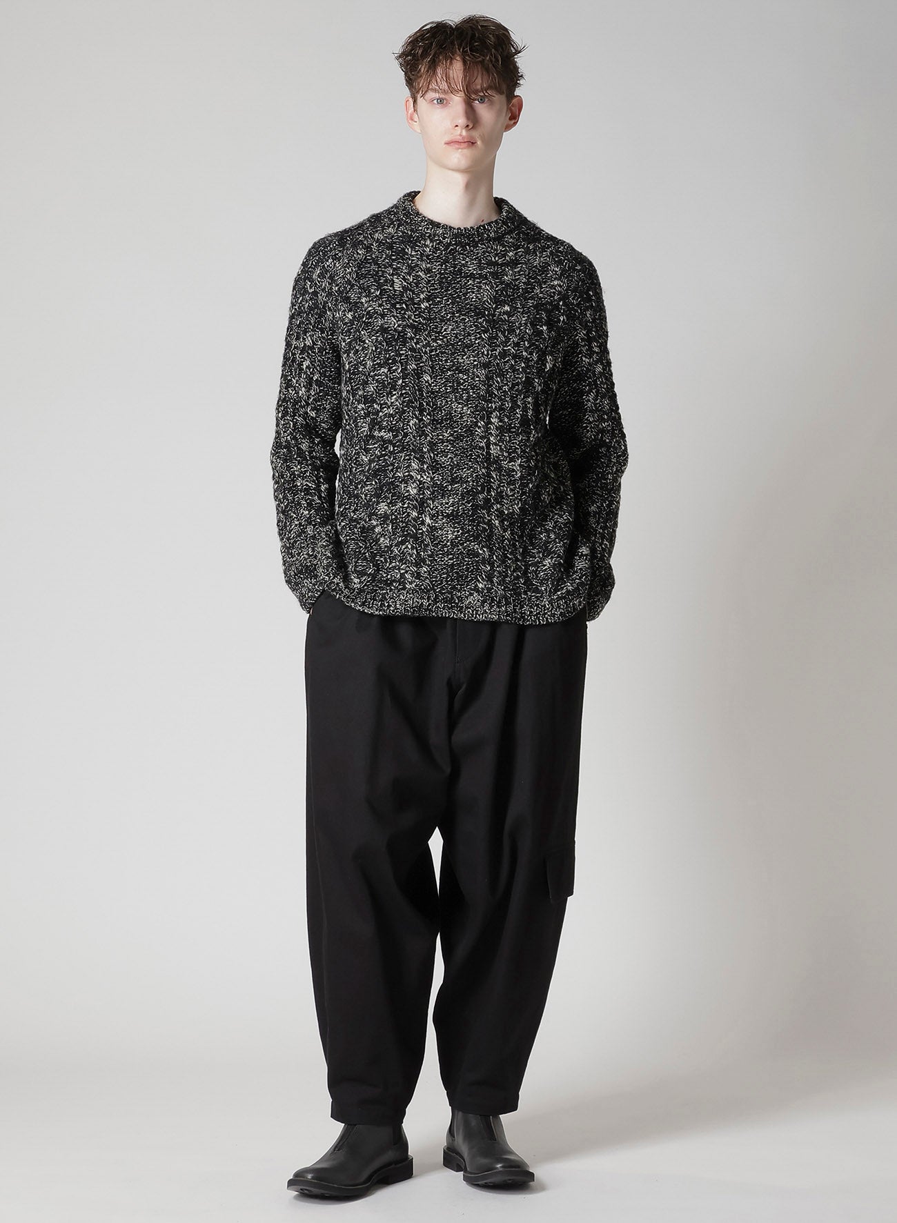 ARAN KNIT ROUND NECK PULLOVER