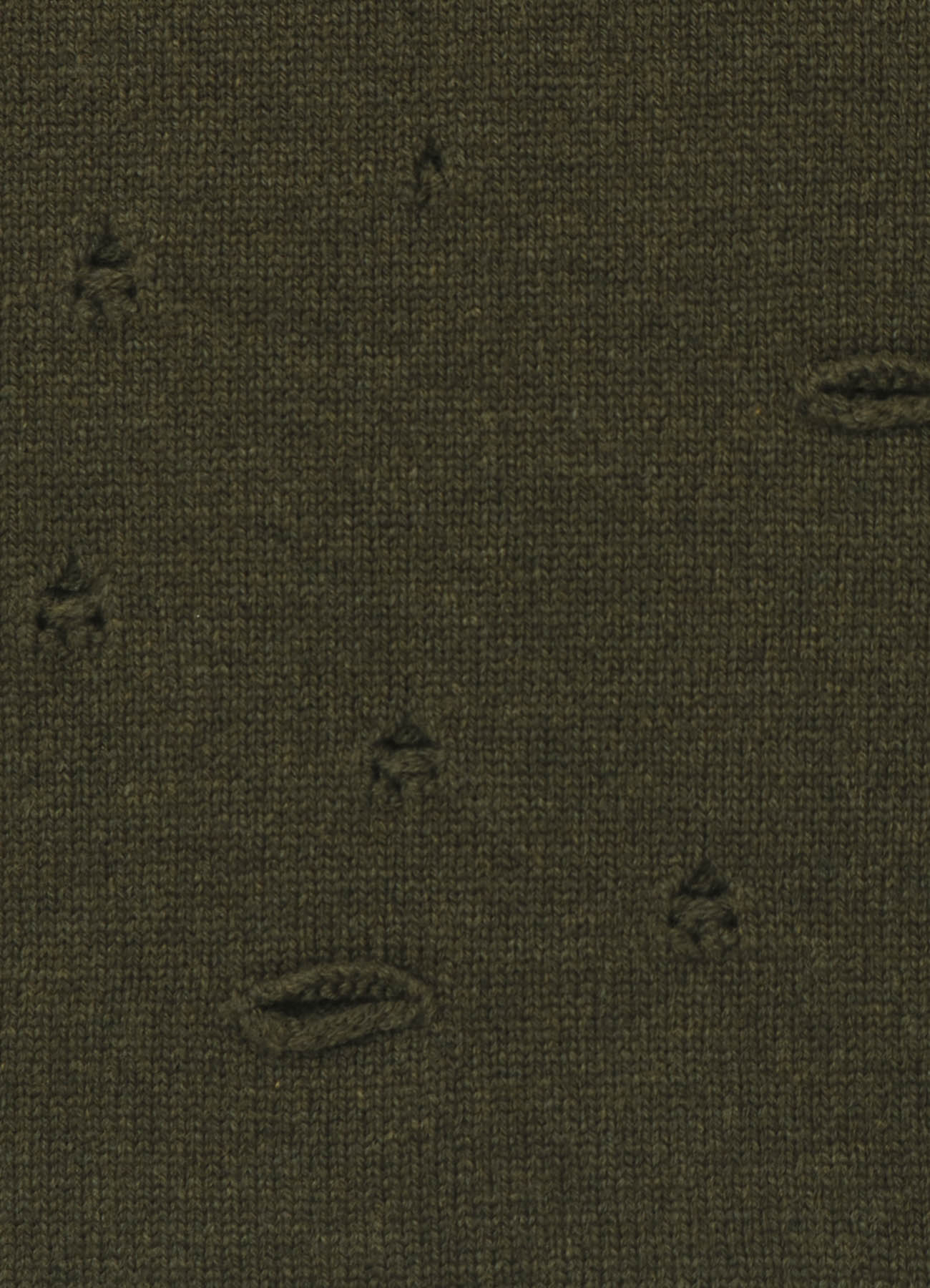 DAMAGED KNIT SCARF