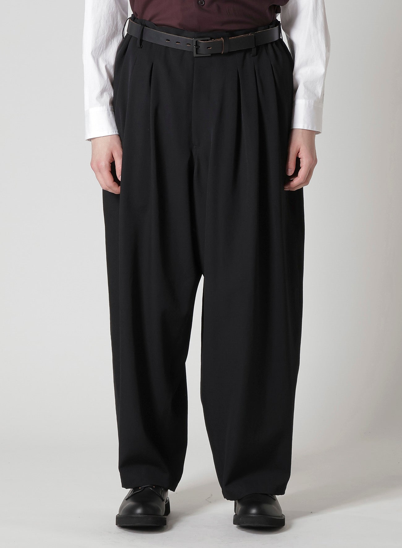 WOOL GABARDINE 12-TUCKS PANTS