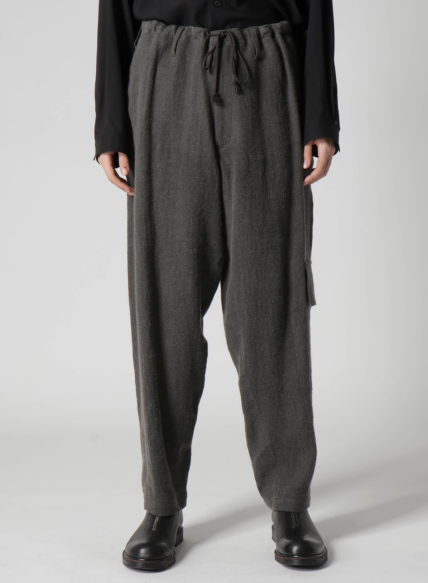 INK-DYED LINEN-WOOL VIYELLA SIDE TUCK STRING PANTS