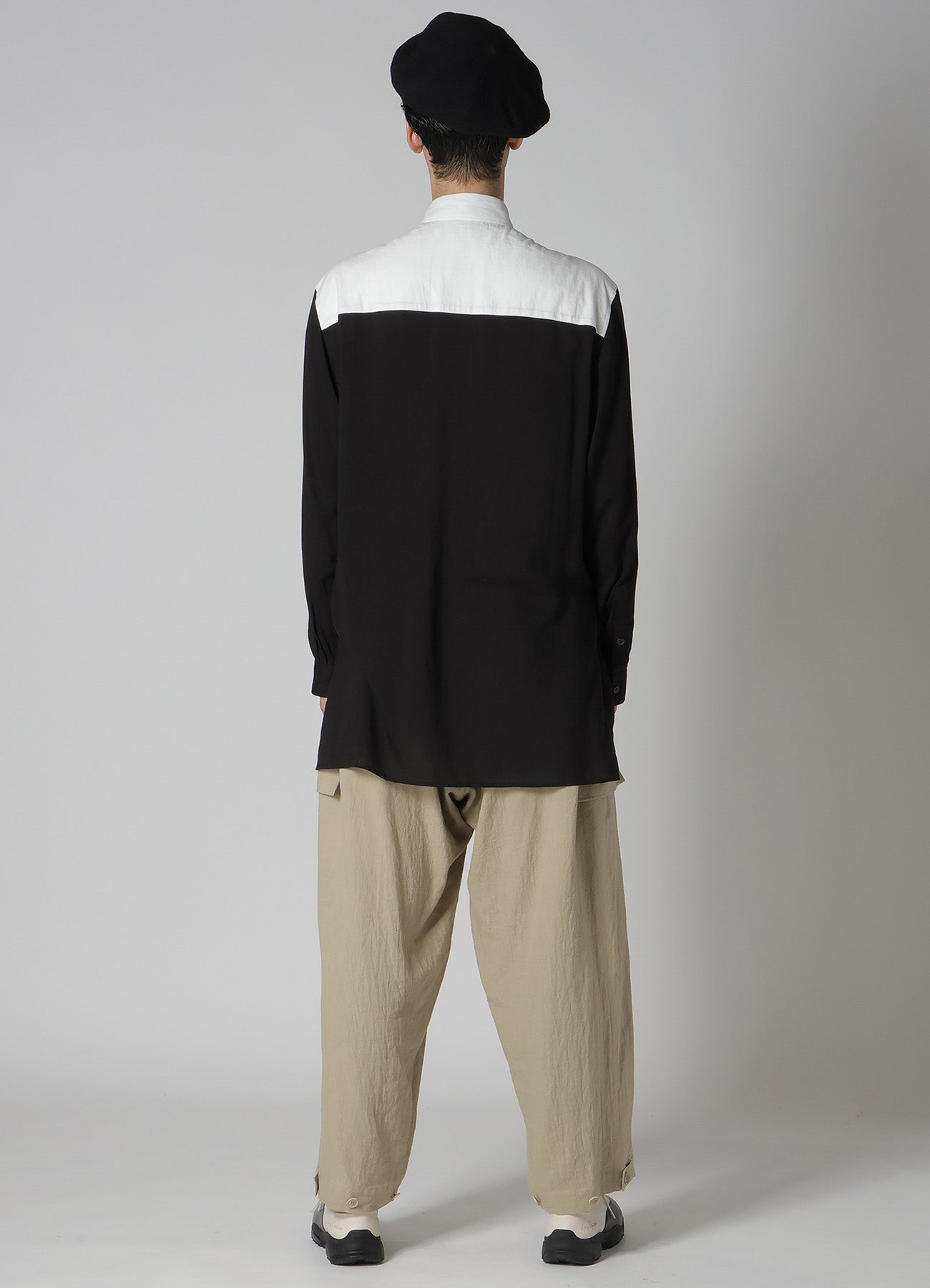 MONOCHROME PANEL SPARE COLLAR SHIRT