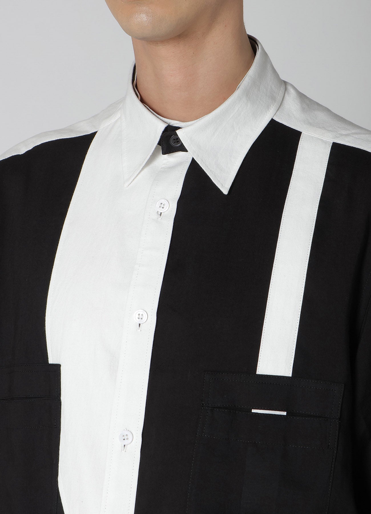 MONOCHROME PANEL SPARE COLLAR SHIRT