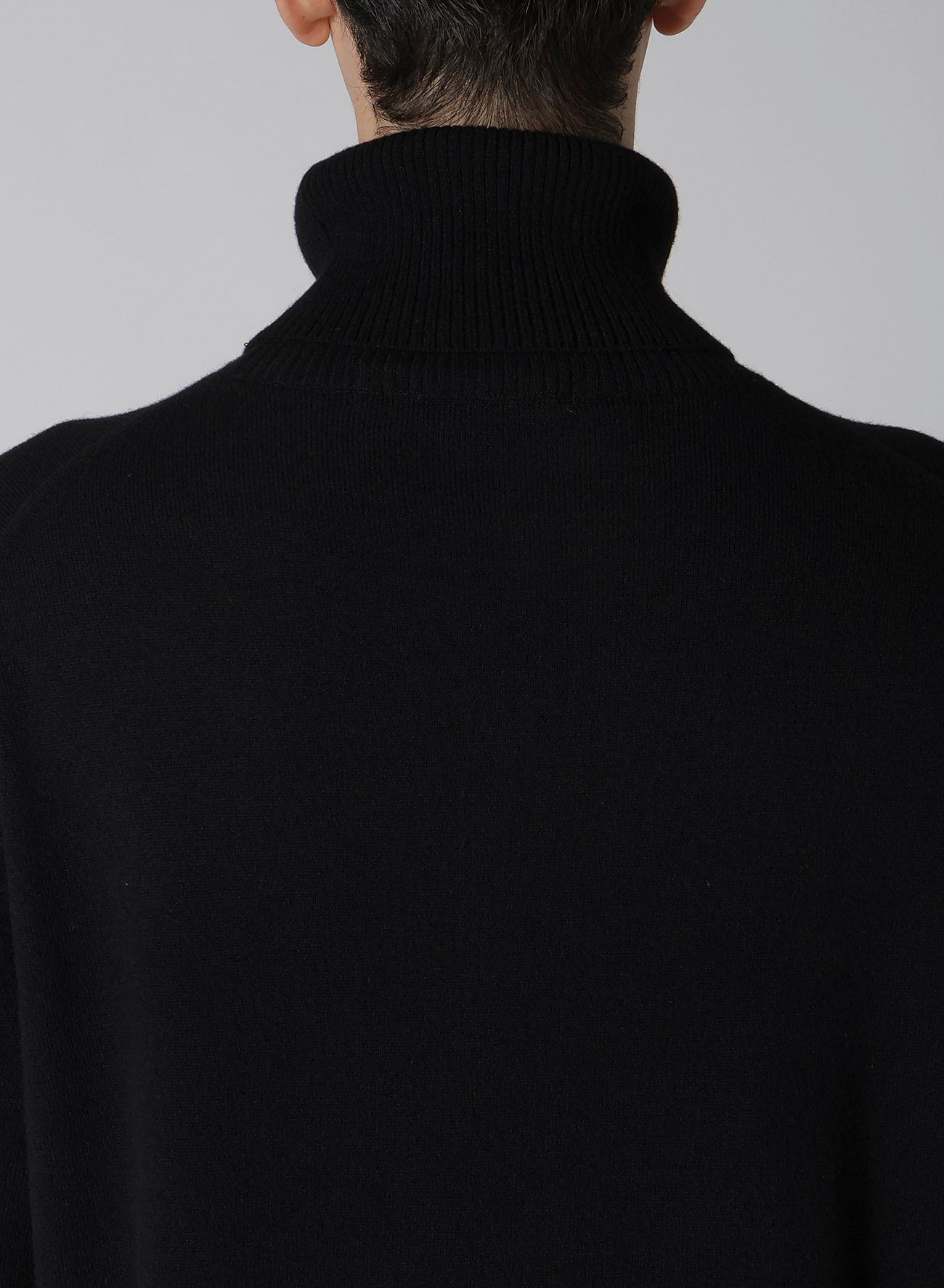 TURTLE NECK INTARSIA KNIT WITH "Y's for men" LOGO